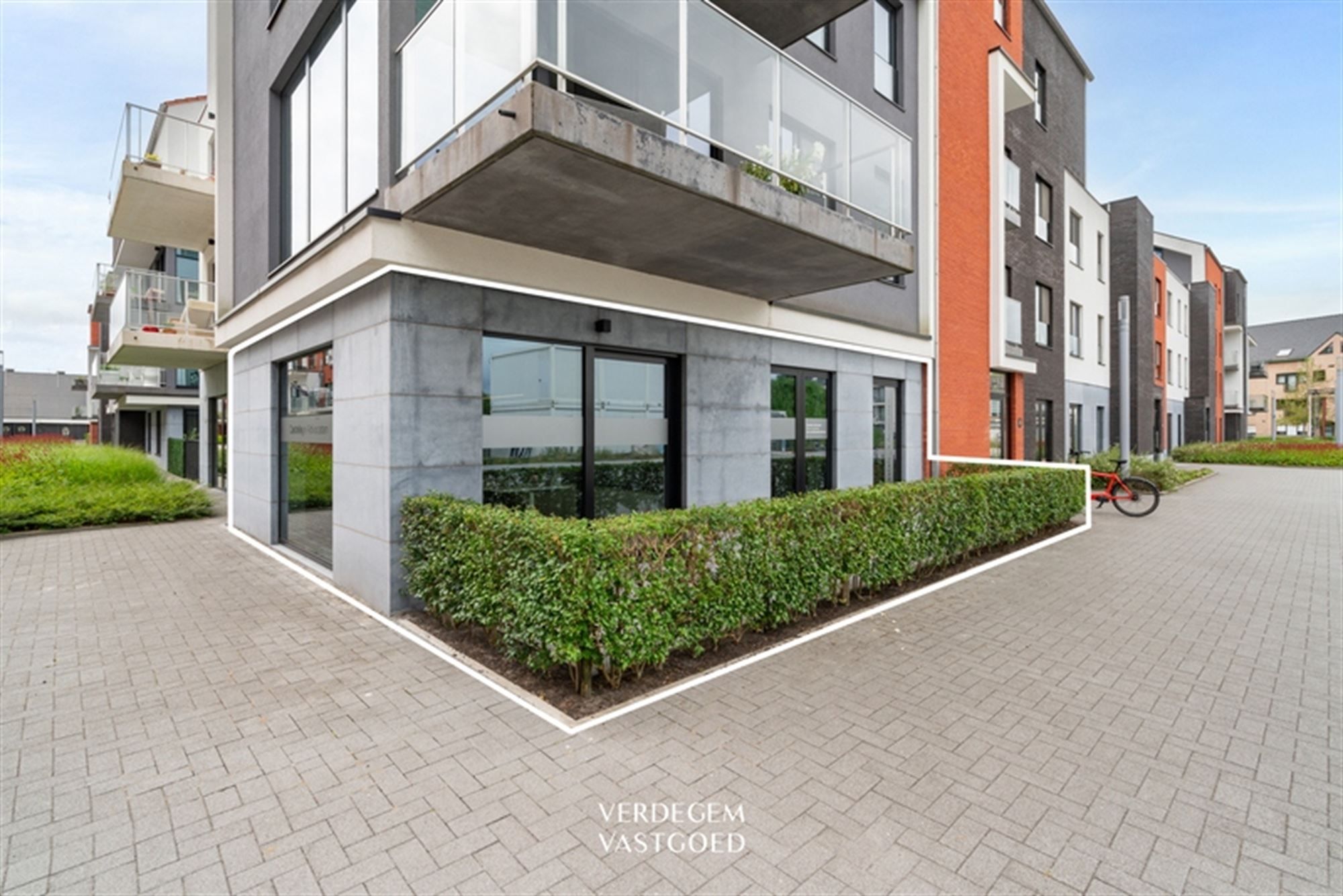 Instapklaar gelijkvloers appartement met ondergrondse autostaanplaats in rustige omgeving foto 18