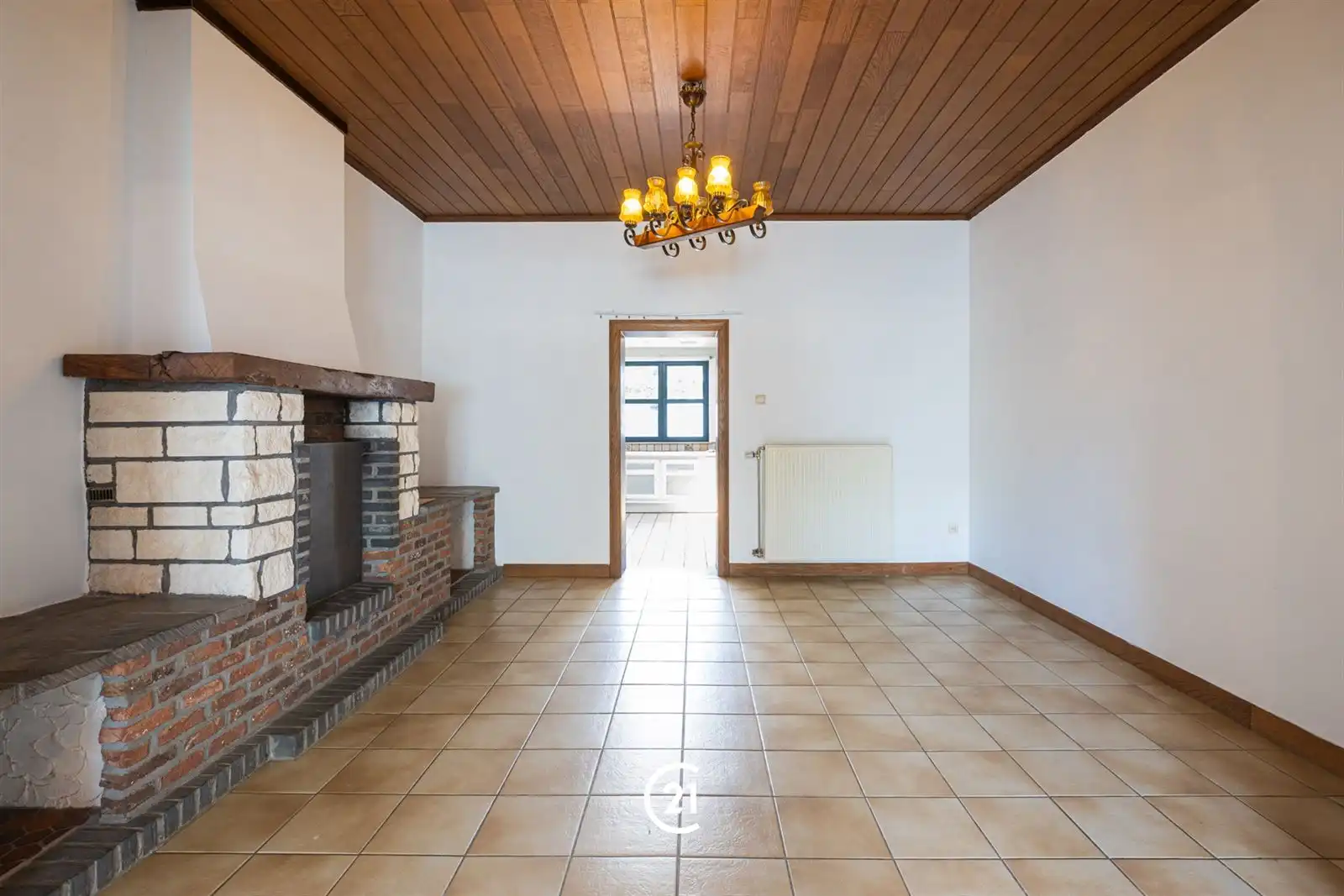Ruime woning - type herenwoning met 4 slpk en parking foto 11