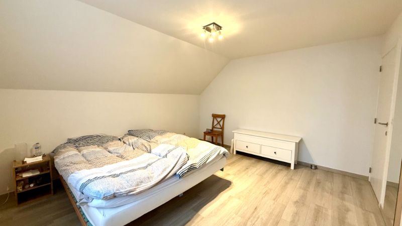 HOB met 3 slaapkamers foto 11