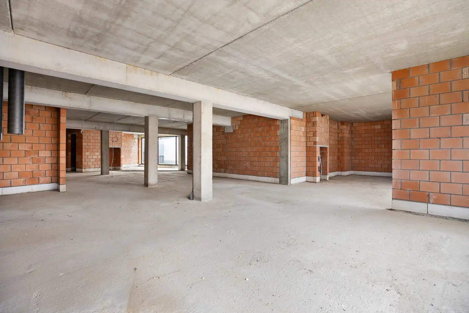 Casco handelsgelijkvloers van&nbsp;meer dan 150 m² op toplocatie foto 10