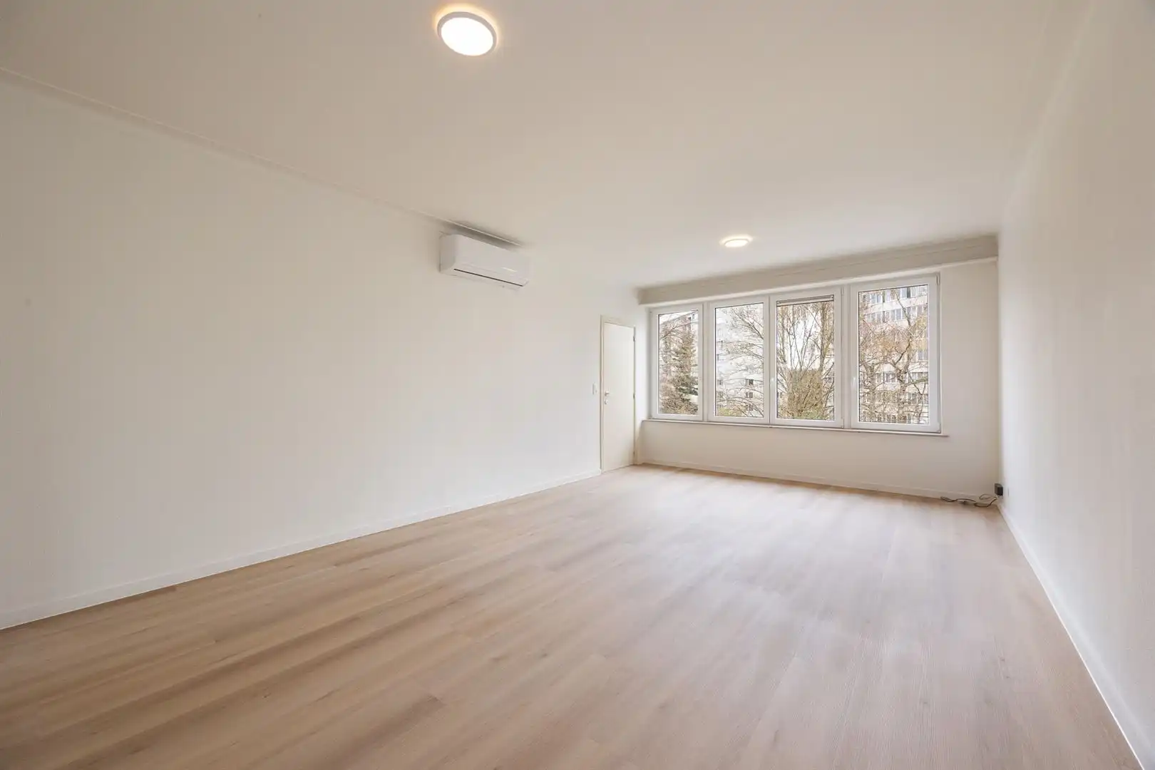 Instapklaar dakappartement aan Rivierenhof  foto 3