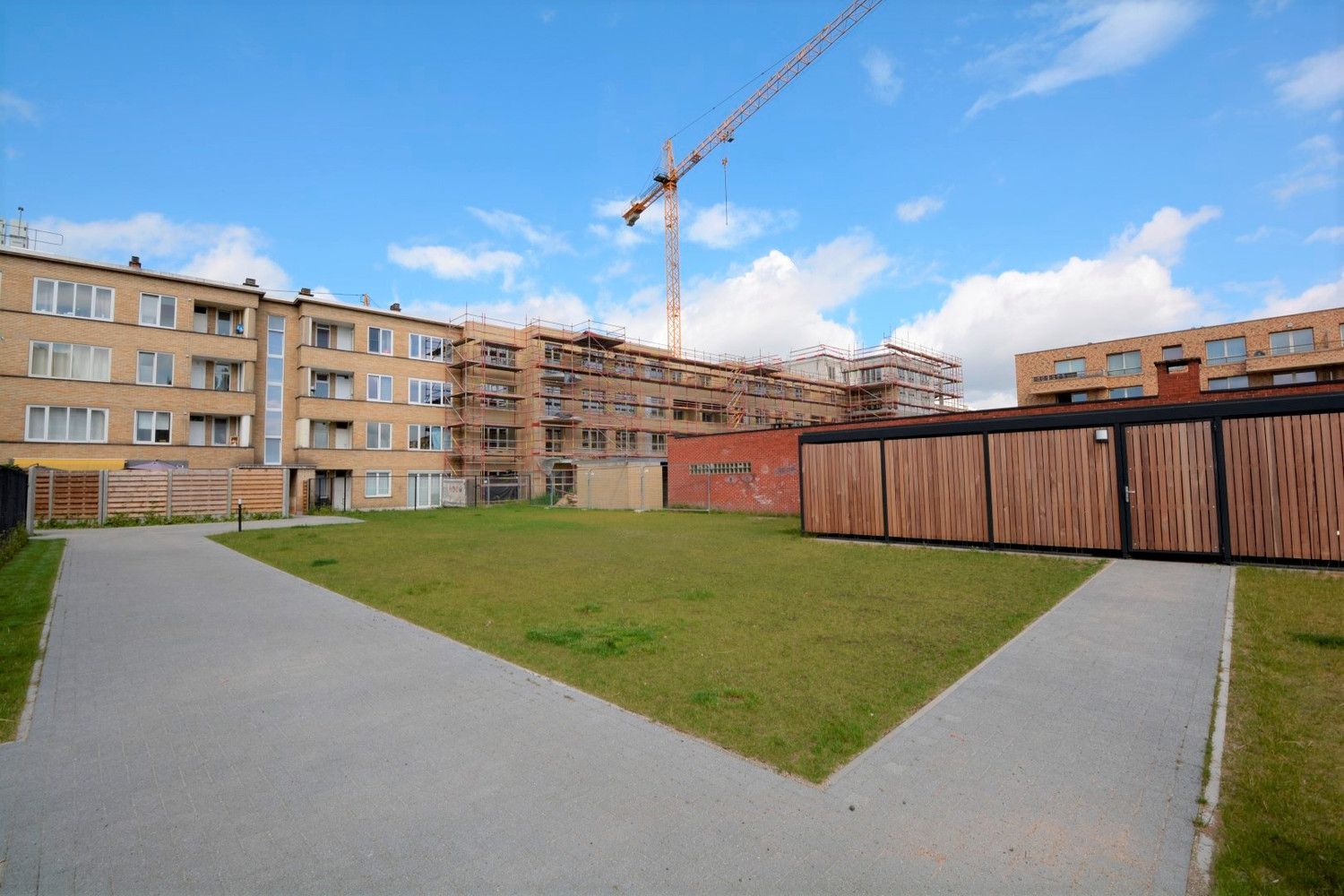 RECENT GERENOVEERD APPARTEMENT MET 2 SLK! foto 14