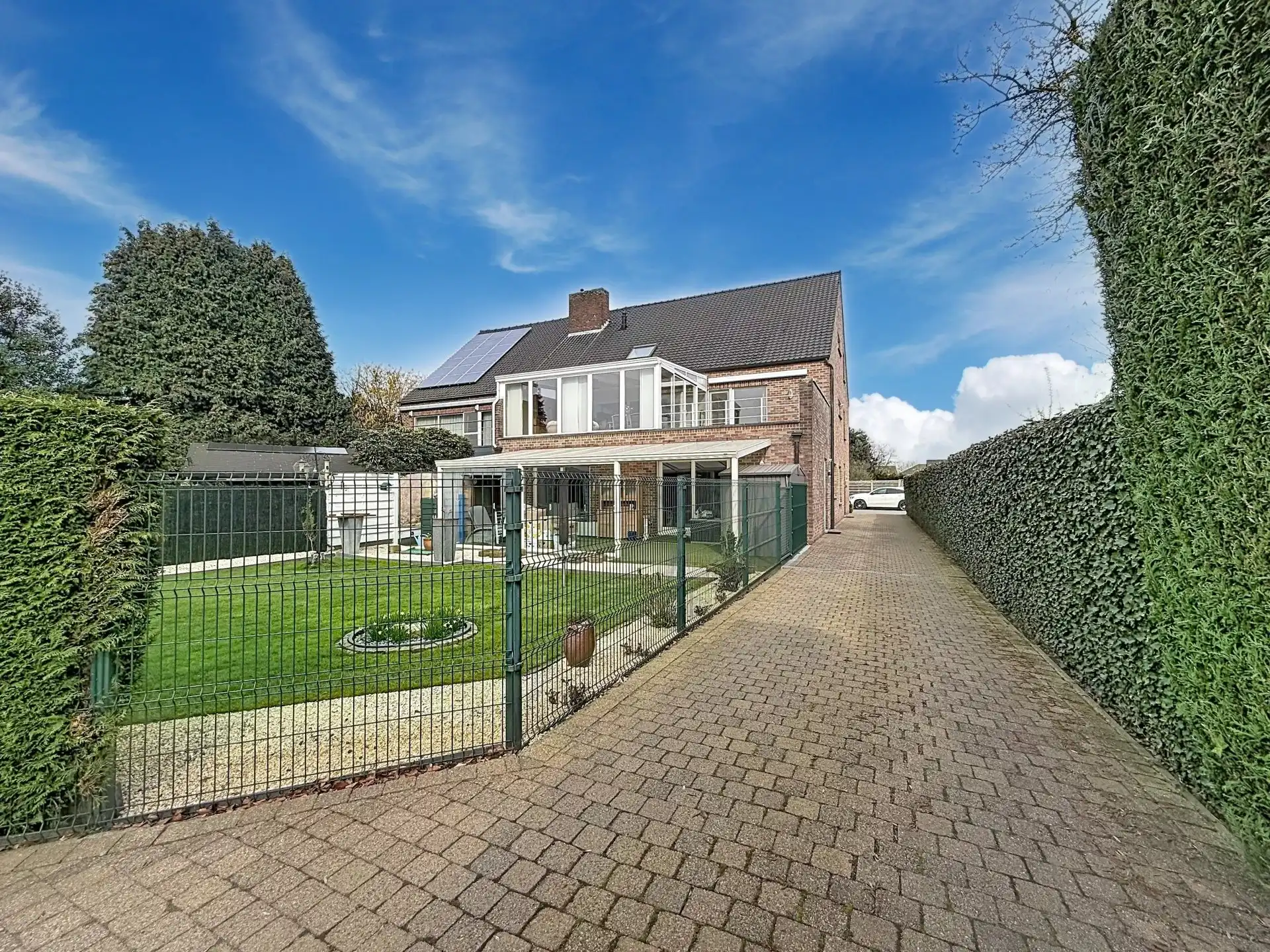 Te koop: Ruim duplex appartement met 4 slaapkamers in Lommel foto 35