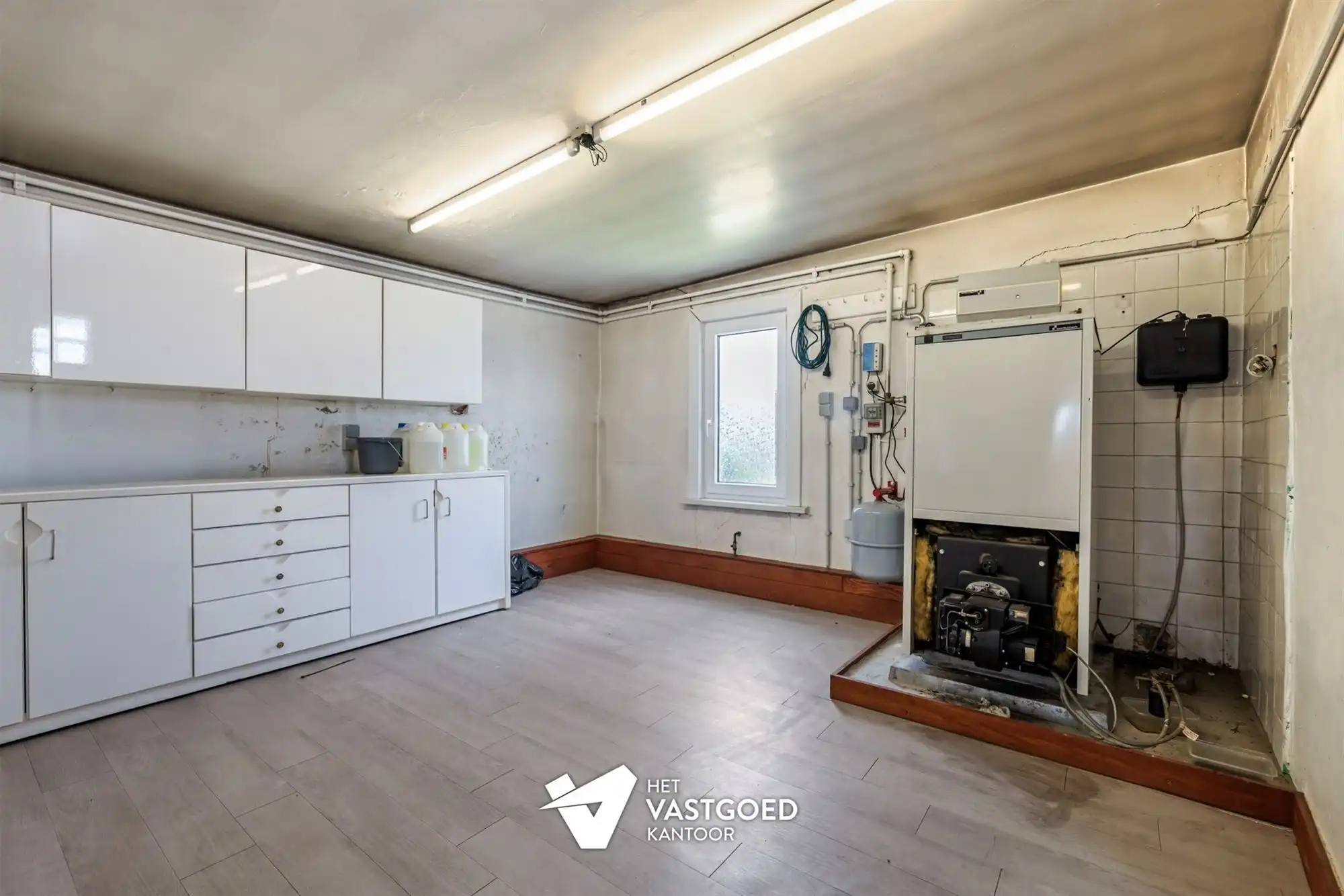 WONING MET POTENTIEEL EN CA 90M2 BIJGEBOUWEN OP MOOIE LIGGING foto 12