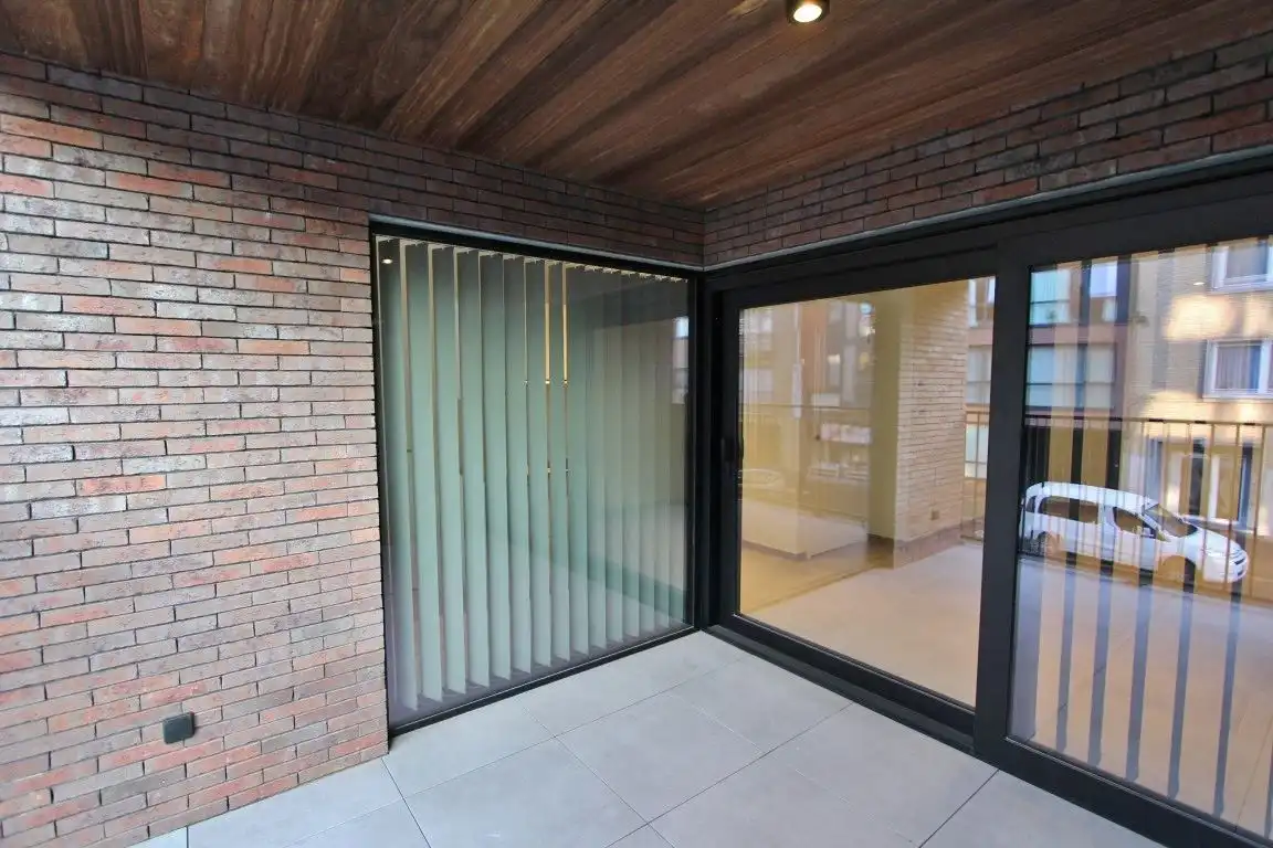 Zeer gunstig gelegen appartement met 2 slaapkamers en 2 terrassen foto 19