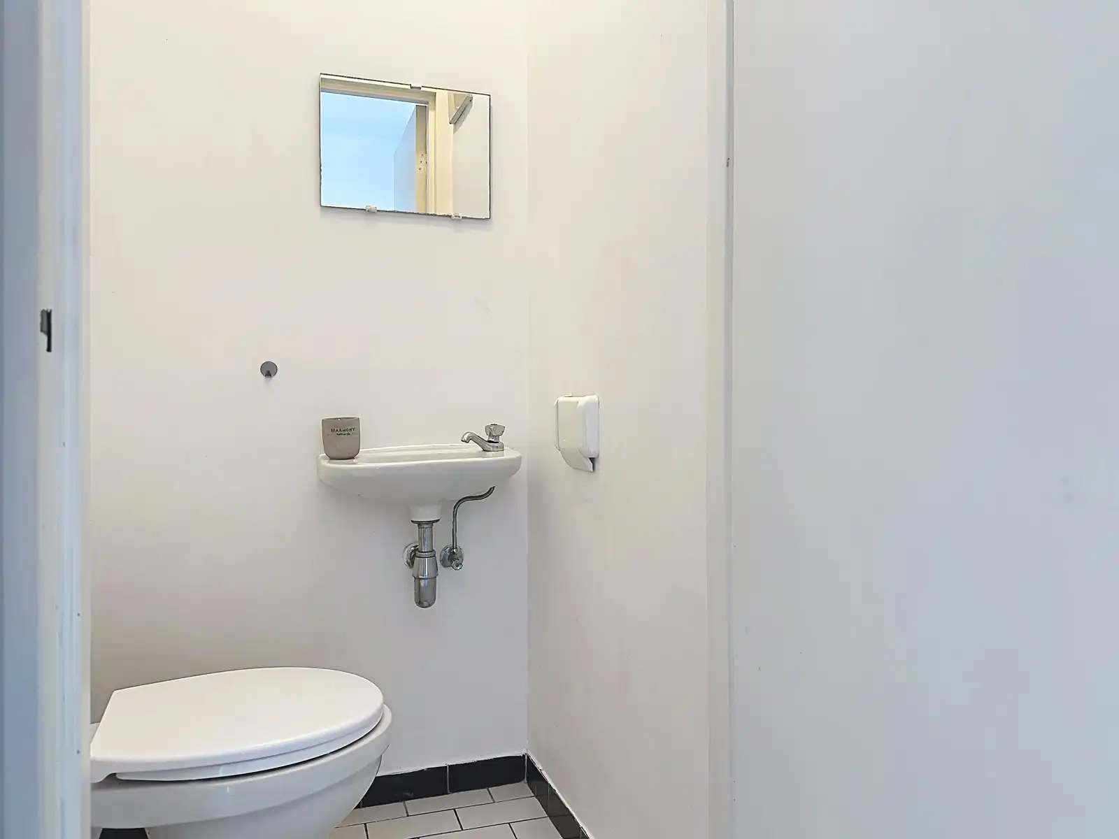 Instapklaar appartement met EPC-label A, rustig gelegen en op een steenworp van het centrum! foto 23