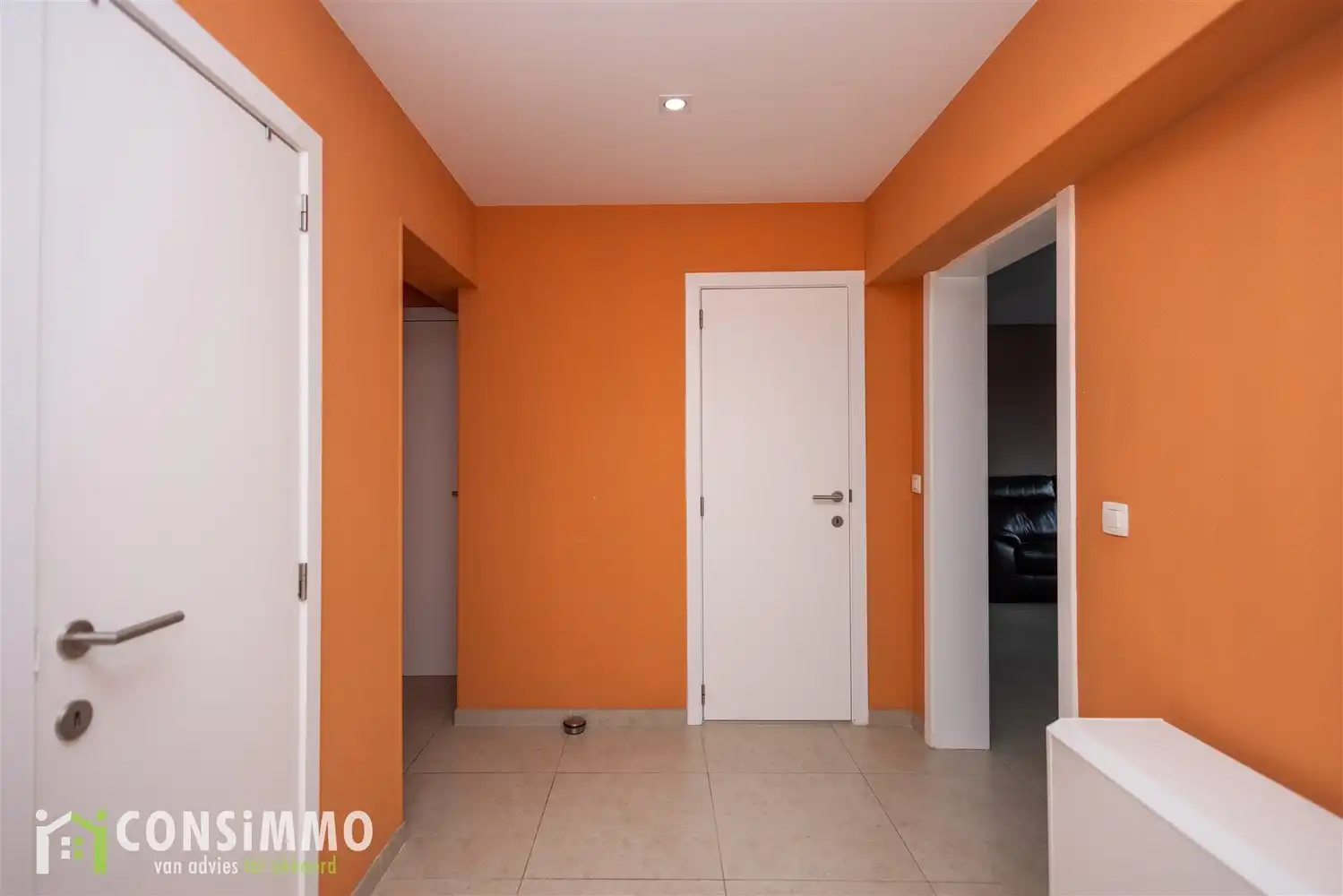 Instapklaar appartement met 3 slaapkamers en overdekt terras in Genk foto 23