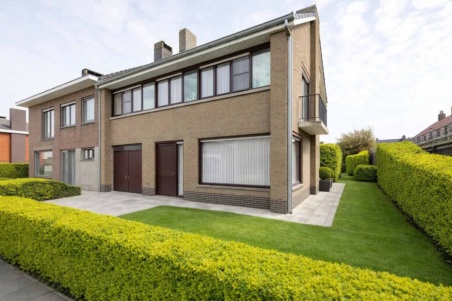 RUIME HALF OPEN BEBOUWING OP 312 m² | GARAGE |  TUIN foto 18