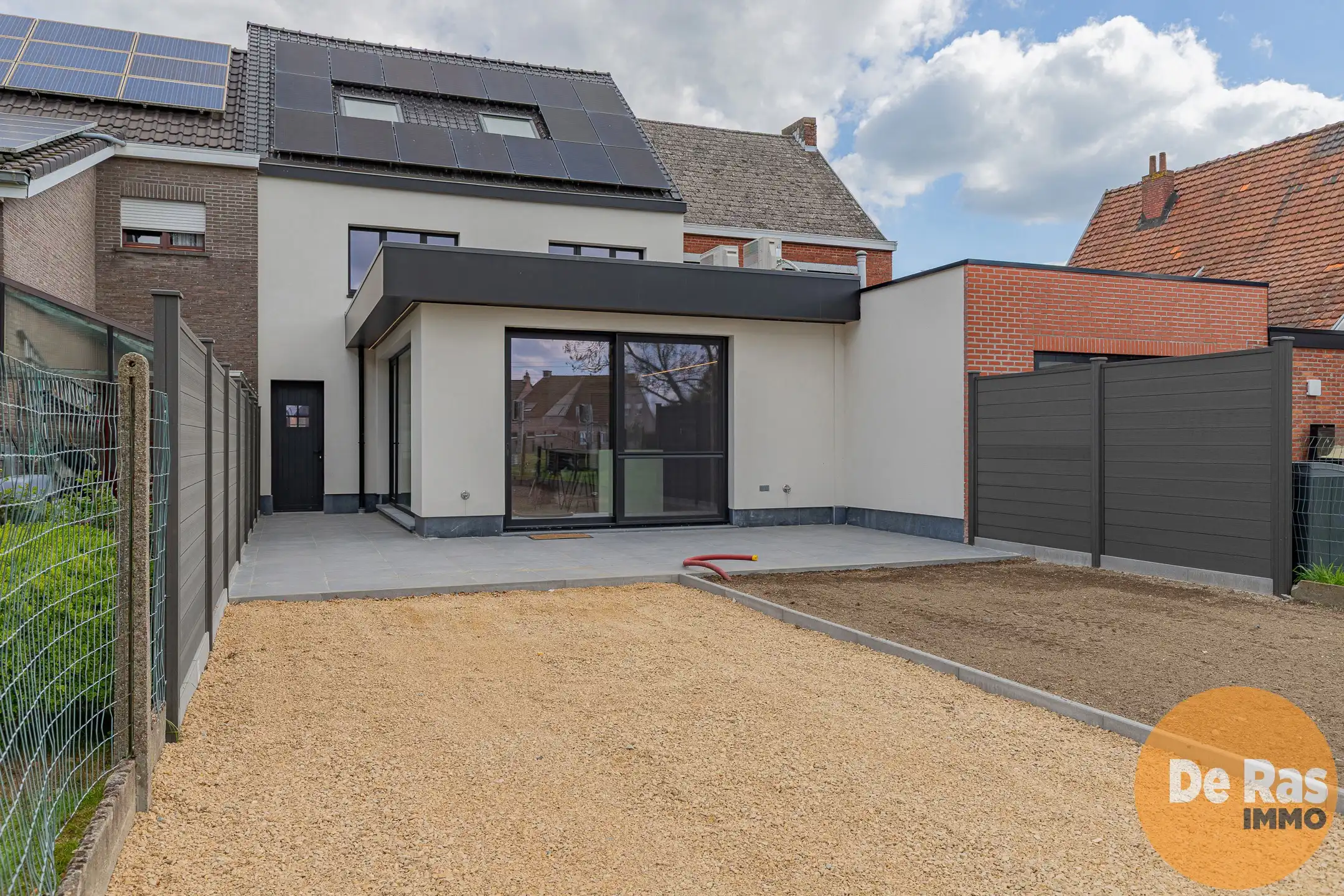 WICHELEN - Exclusief gerenoveerde woning met charme foto 29