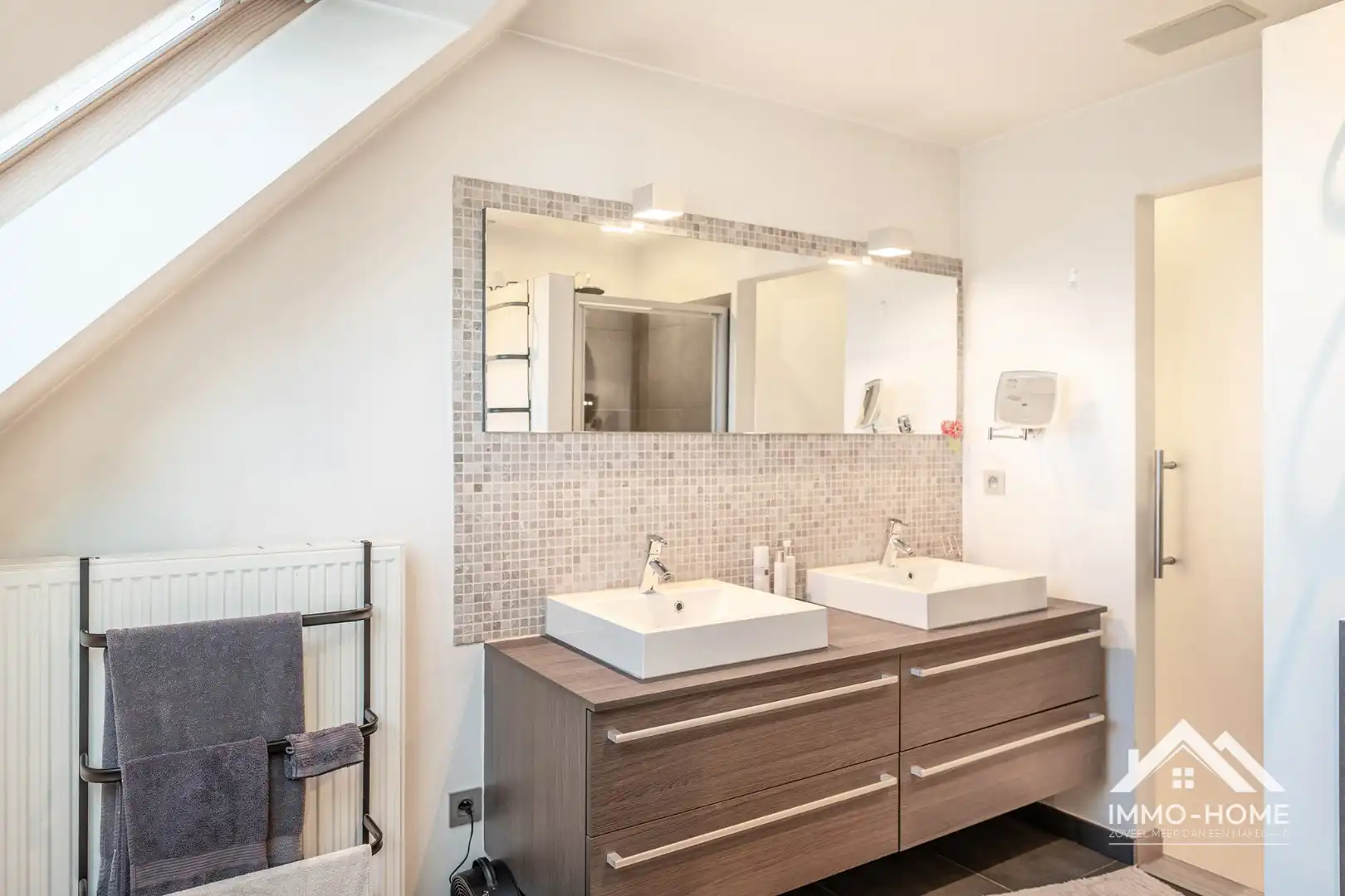 Een absolute parel van een appartement!! foto 16