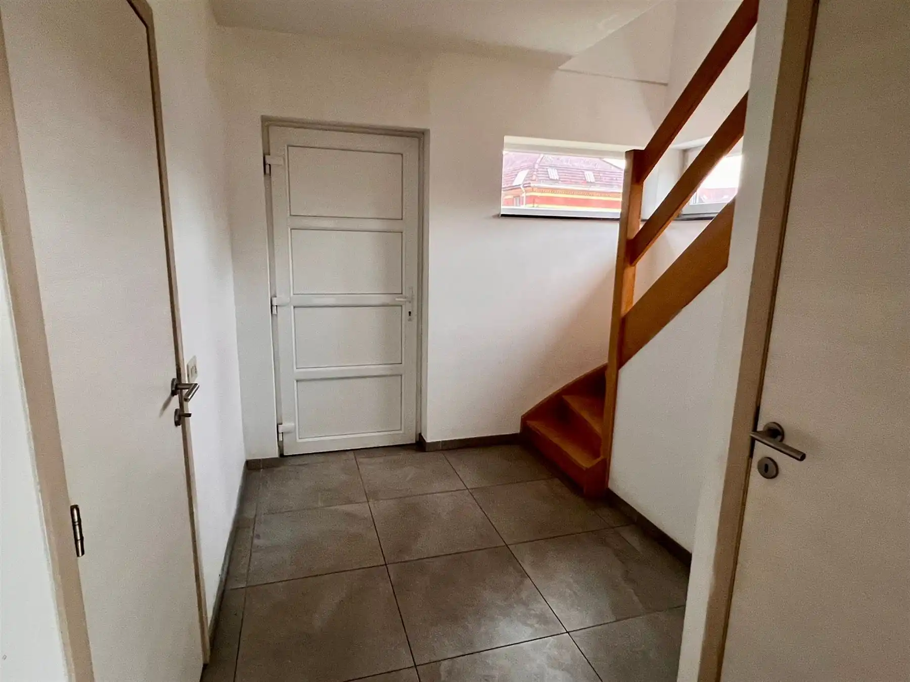 Comfortabele en verrassend ruime woning aan de stadsrand foto 6
