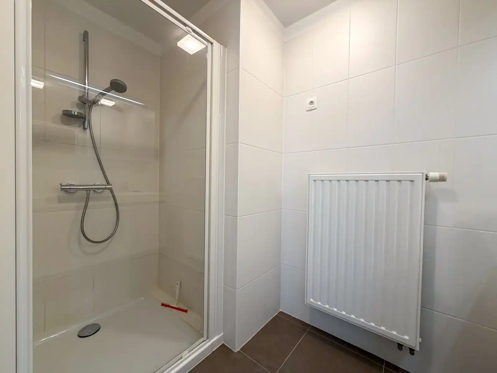 Lichtrijk hoekappartement met 1 slaapkamer in hartje Oostende foto 10