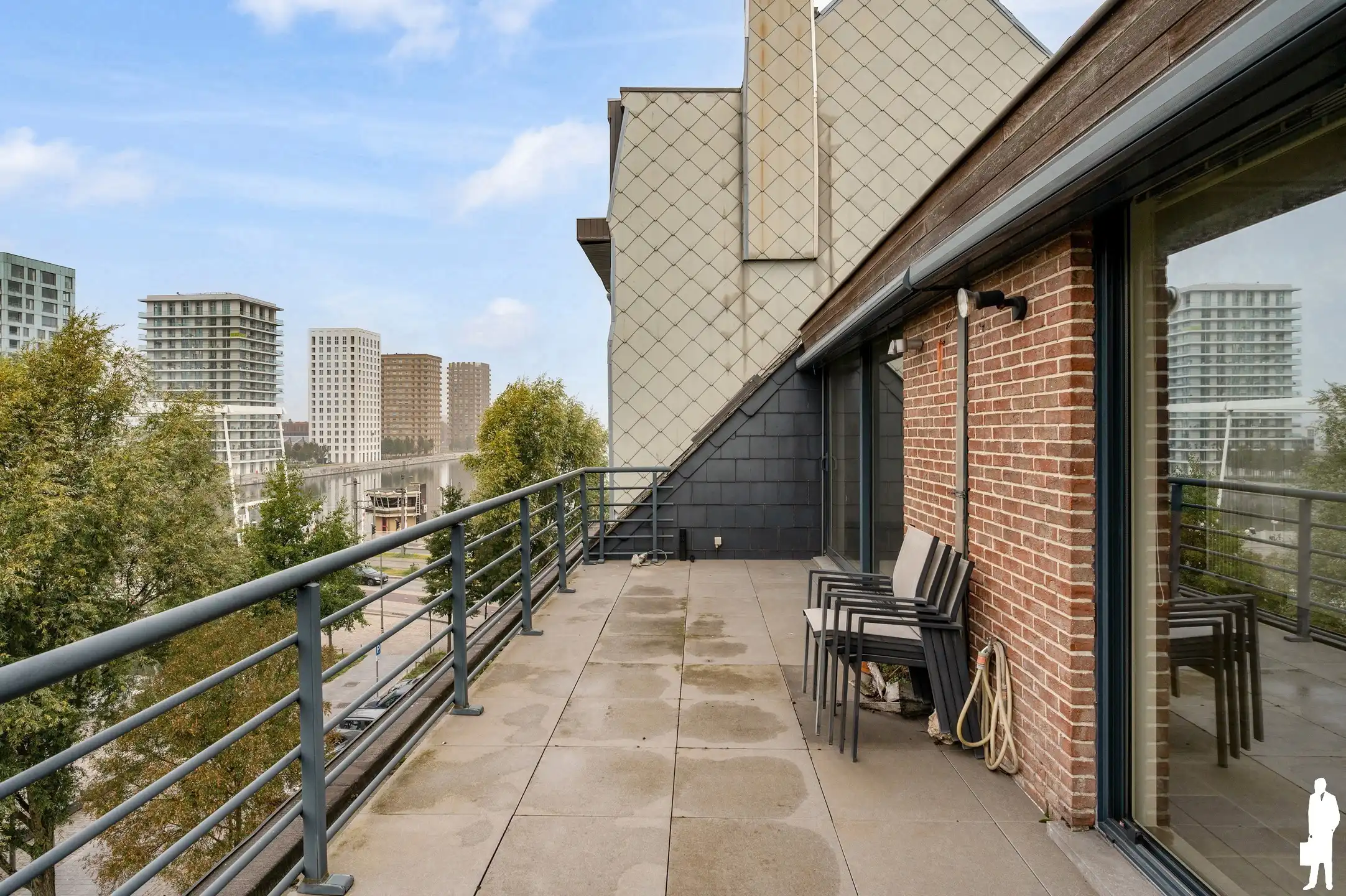 Penthouse met 2 slaapkamers en ruim terras aan het Verbindingsdok foto 5