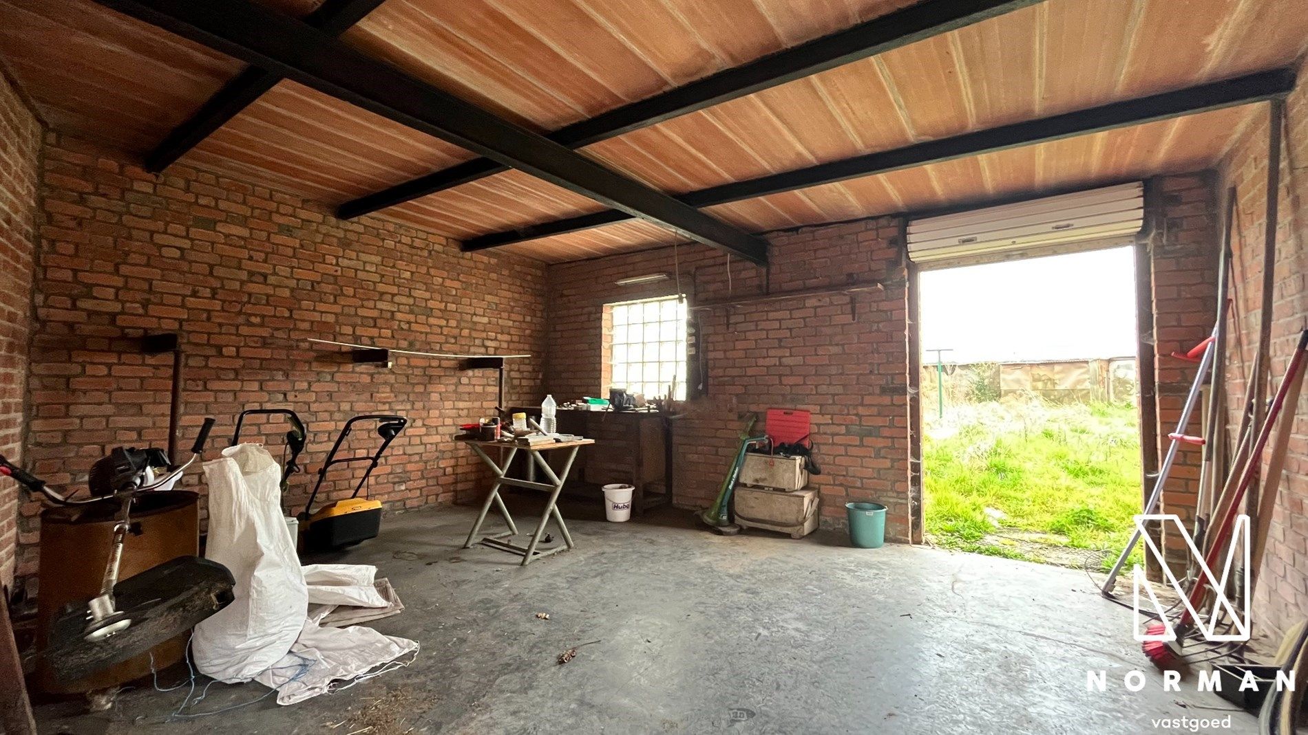Sterke woning met mogelijks 5 kamers, 2 garages op 473 m² foto 19