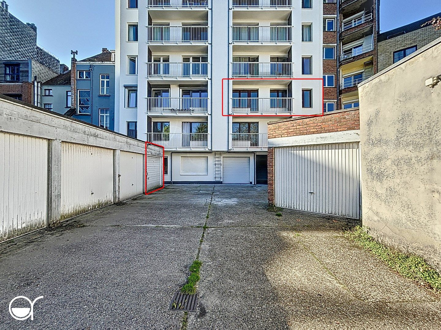 Ruim appartement met drie slaapkamers, garagebox en twee terrassen in Gent foto 3