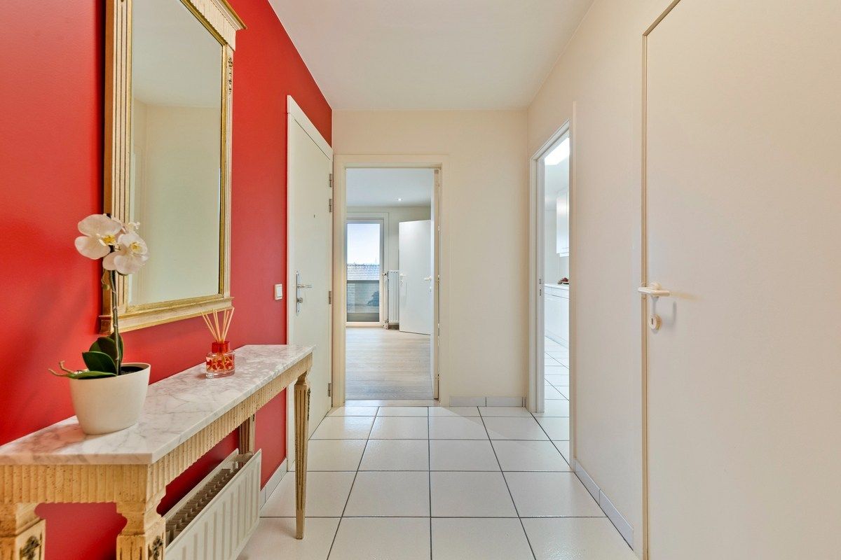 Prachtig dakappartement met 2 a 3 slaapkamers! foto 2