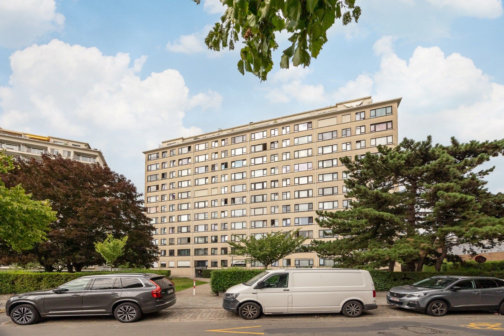 2 slaapkamer appartement met panoramisch zicht.  foto 3