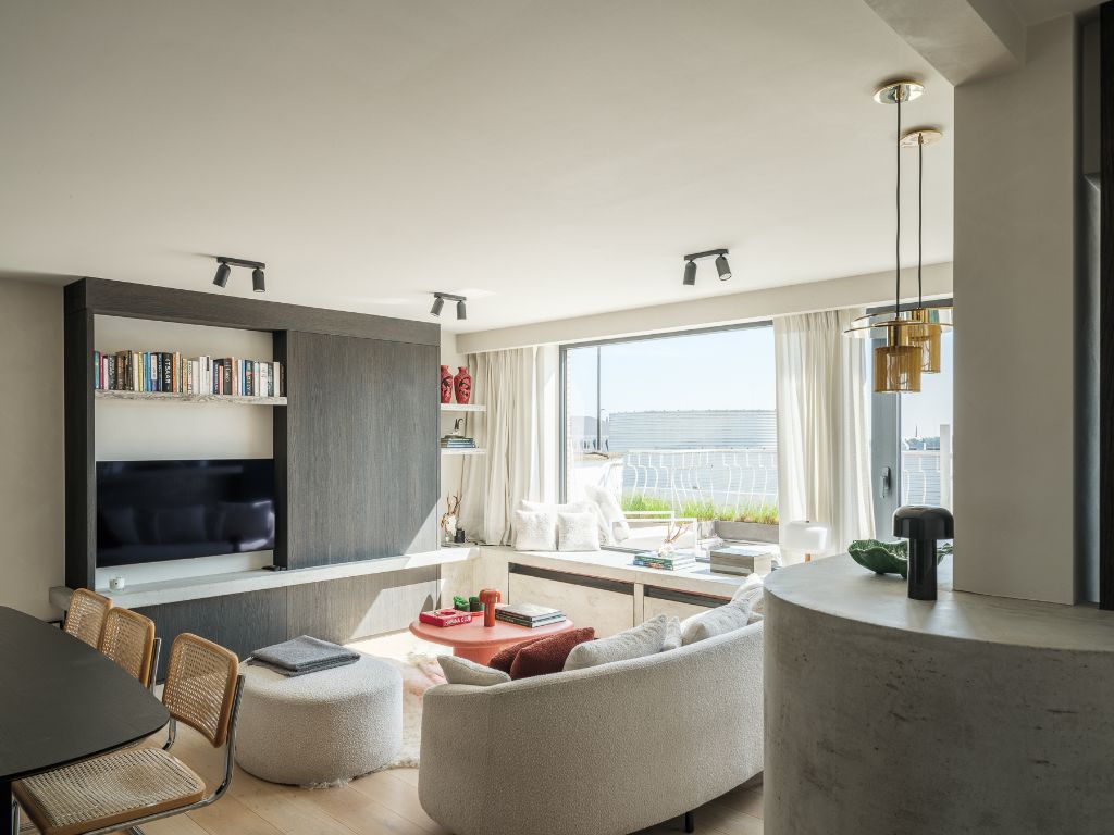 Luxueus penthouse appartement met o.m. twee slaapkamers en een ruim dakterras foto {{pictureIndex}}