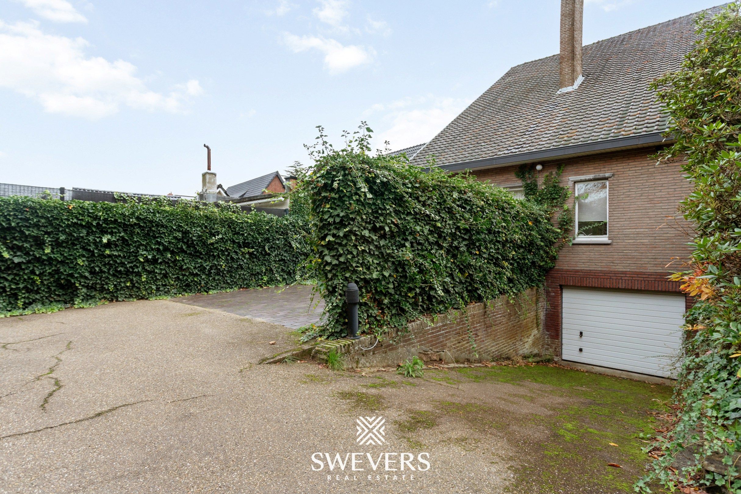 Open bebouwing met 4 slaapkamers, kelder en tuin in rustige, doodlopende straat foto 25