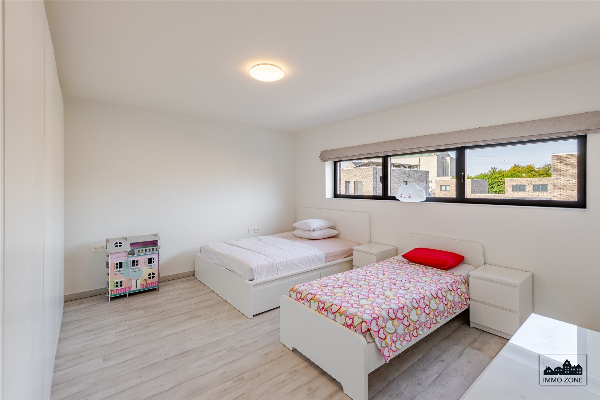 Zeer ruime moderne recente woning te centrum Sint-Niklaas foto 12
