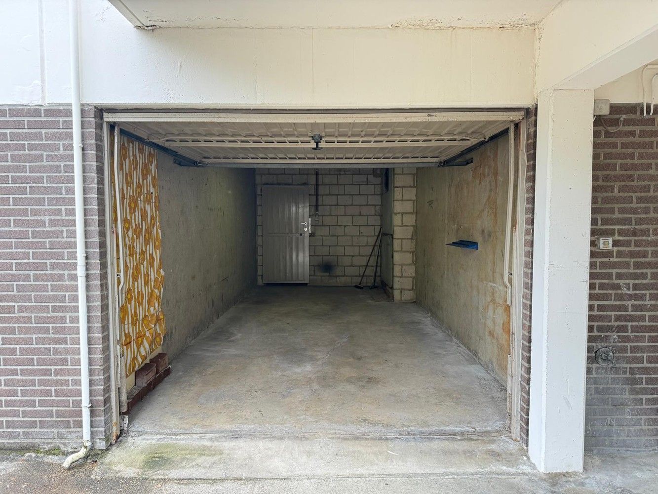 Rustig gelegen en ruim appartement met zonnig terras en garage foto 13