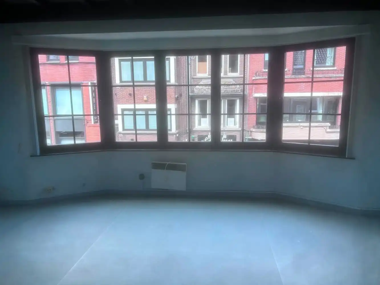 Handelspand te huur in Rue du Pont du Christ – toplocatie foto 7