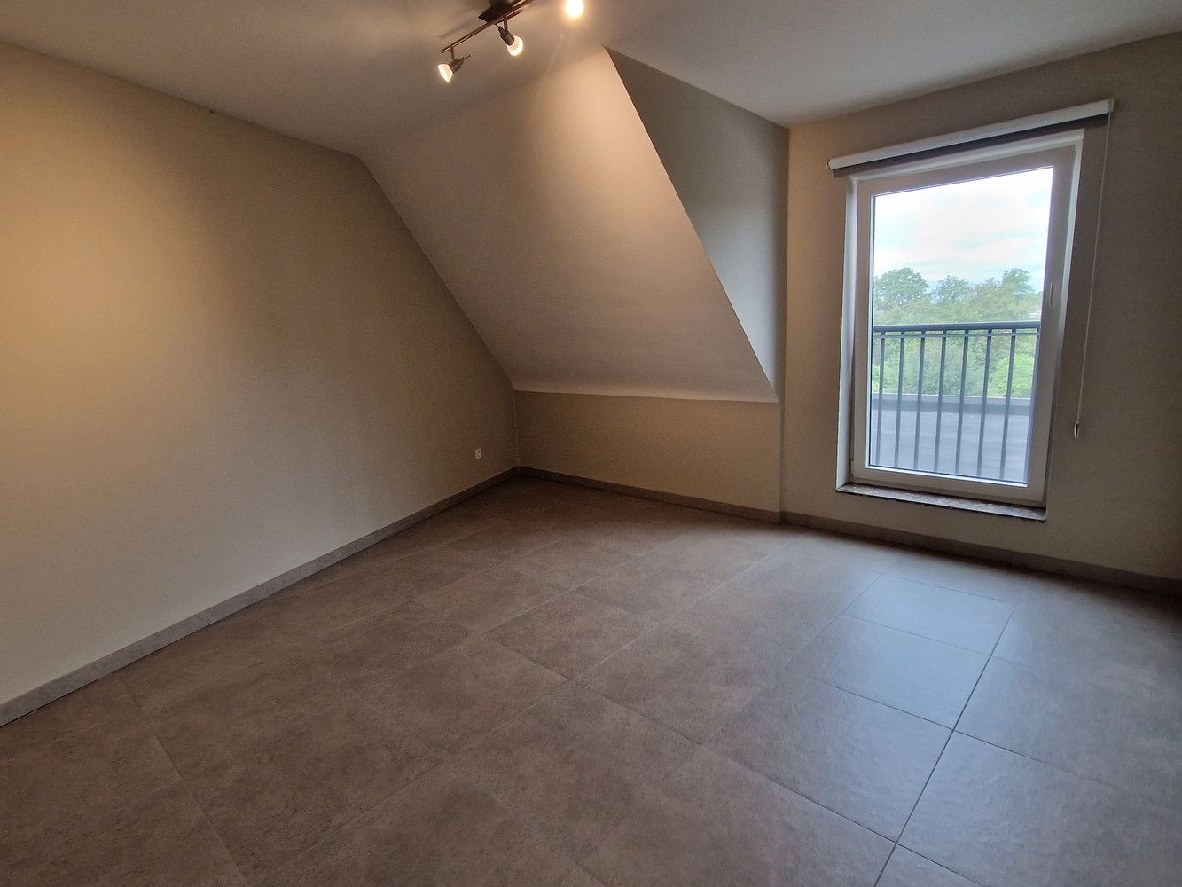 Ruim Dakappartement 120m² met 2 Slpk, Groot Terras 26m² & Garagebox foto 7
