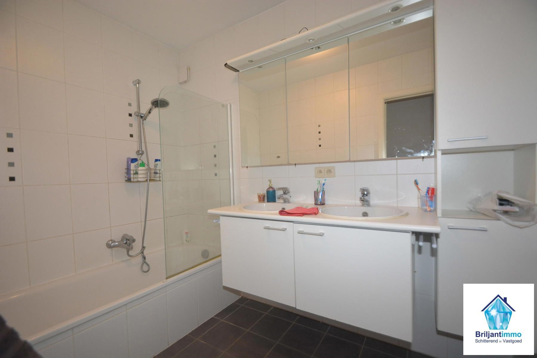 Ruim en instapklaar appartement op fietsafstand van centrum foto 6