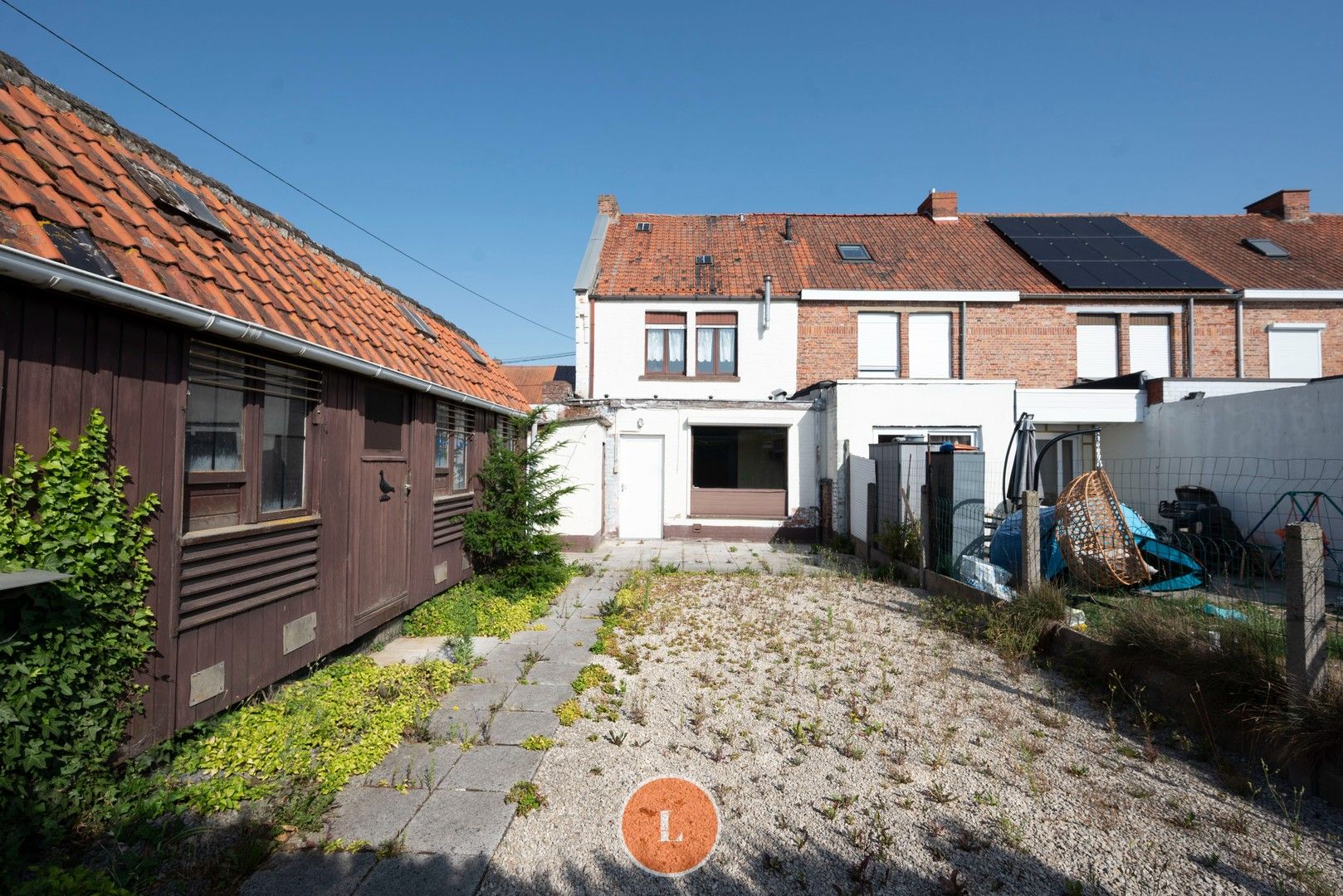 Te renoveren woning te koop in Menen foto 15