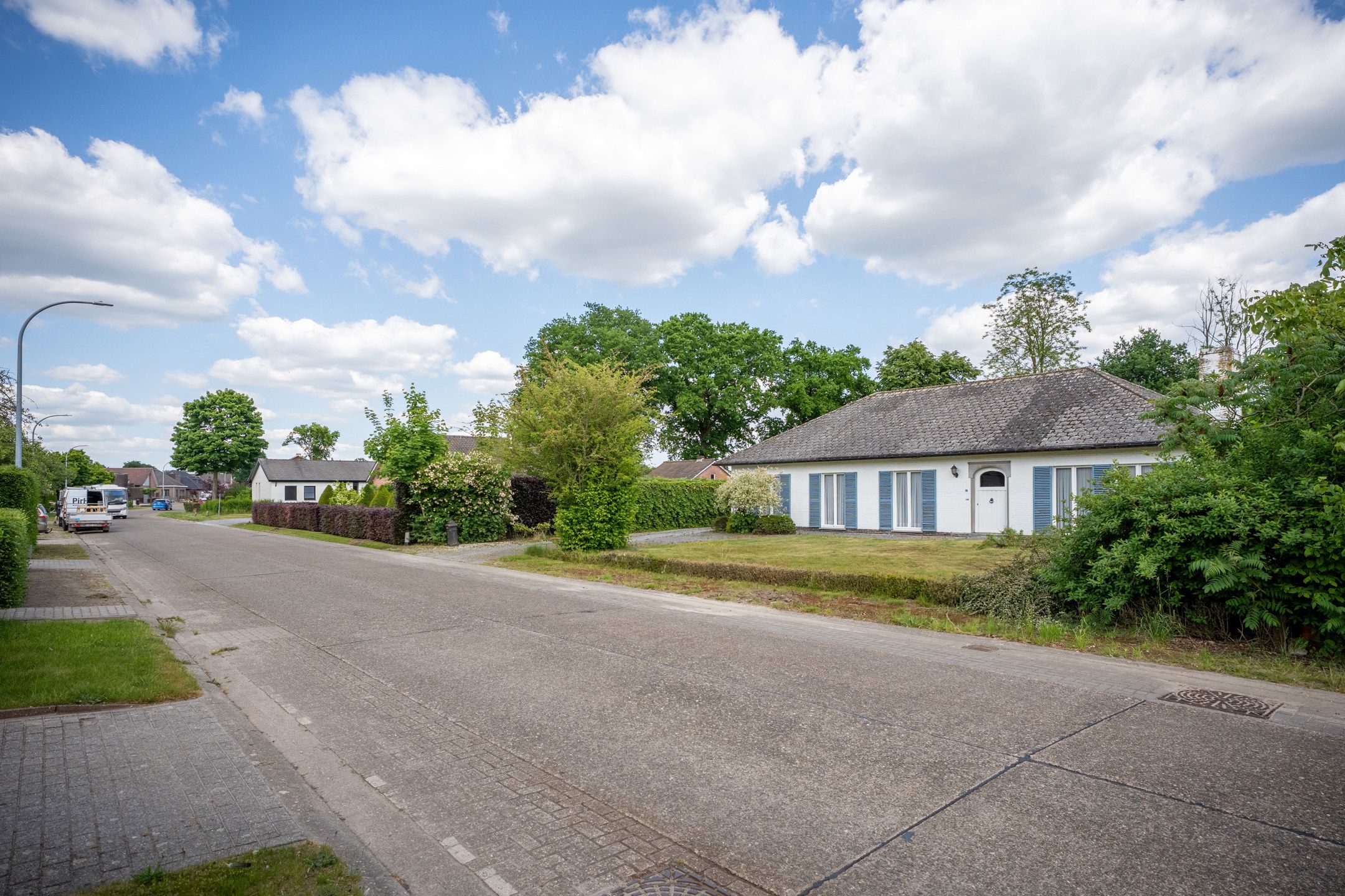 Te renoveren gelijkvloerswoning op mooi perceel van 1.437 m² foto 39