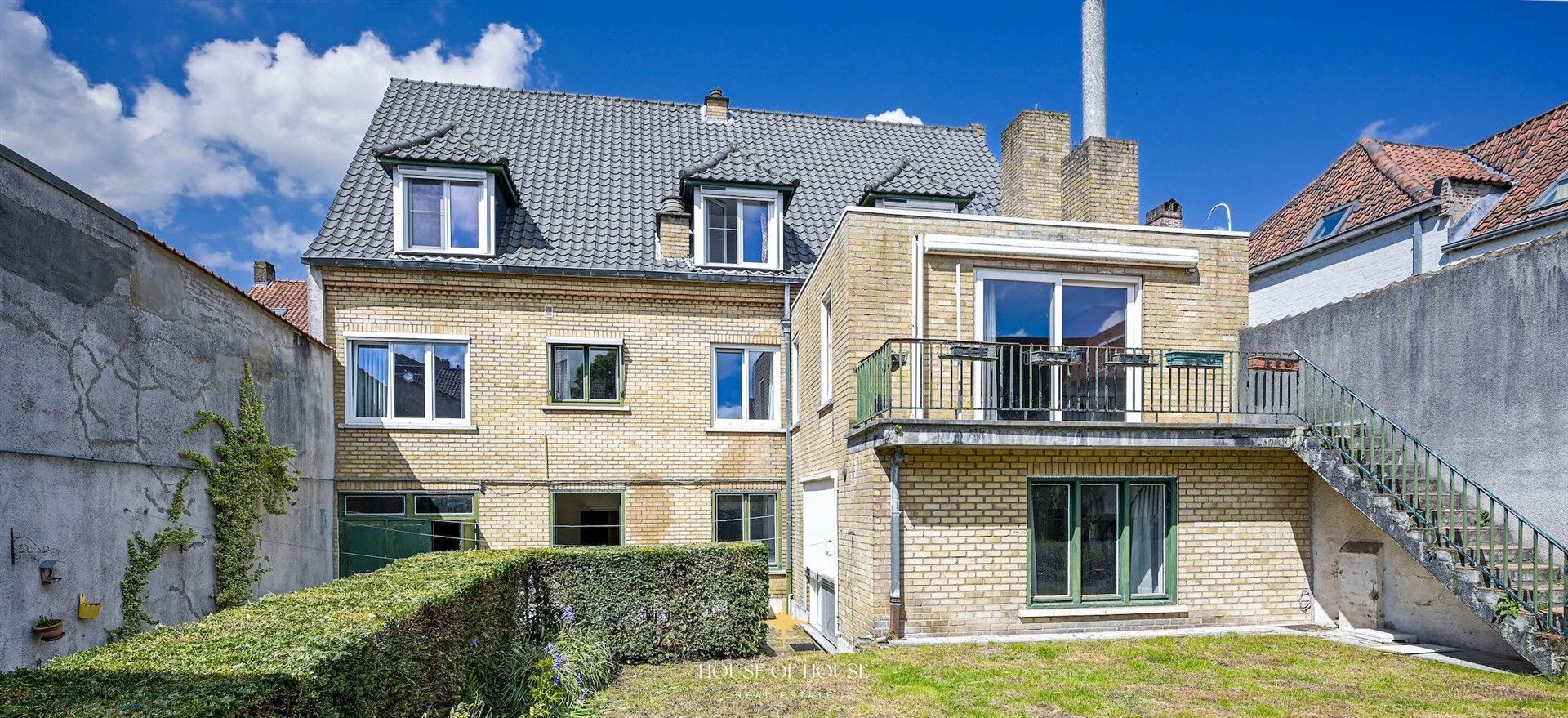 Ruime burgerwoning met garage en zuidgerichte stadstuin foto 4