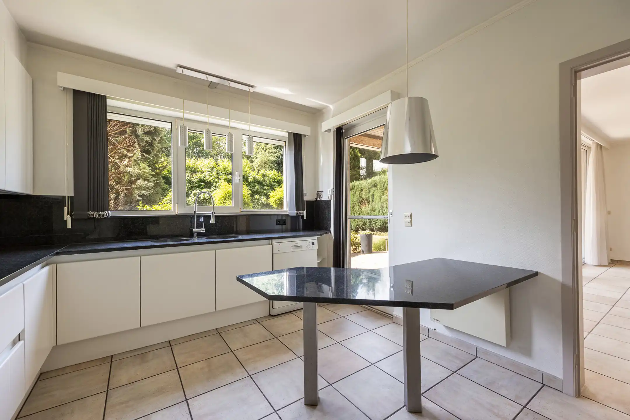 Ruim gelijkvloers met tuin nabij centrum Westmalle foto 5
