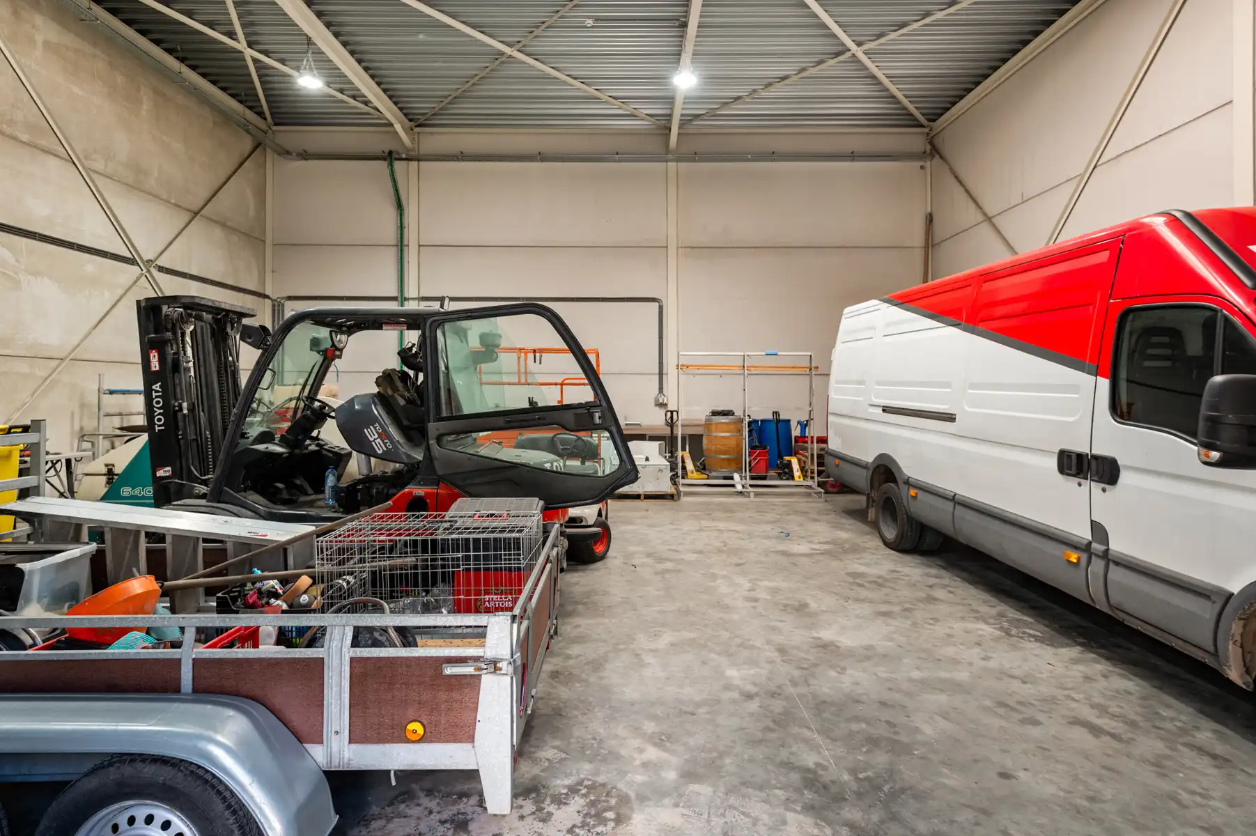 KMO Unit van 165m²+ 2pp foto 2