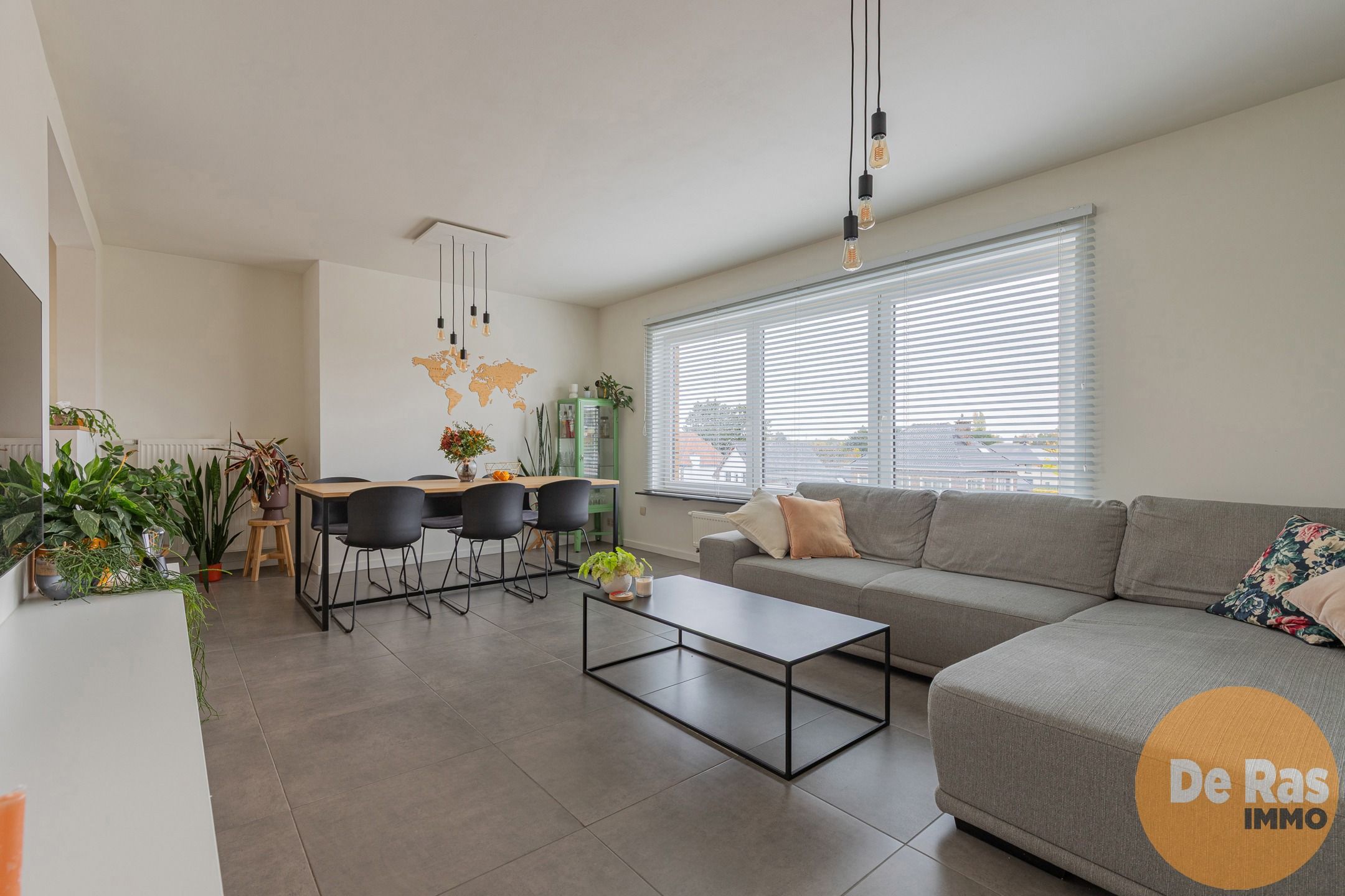 ERPE – Gerenoveerd app. met 2 slpks en terras op toplocatie foto 3