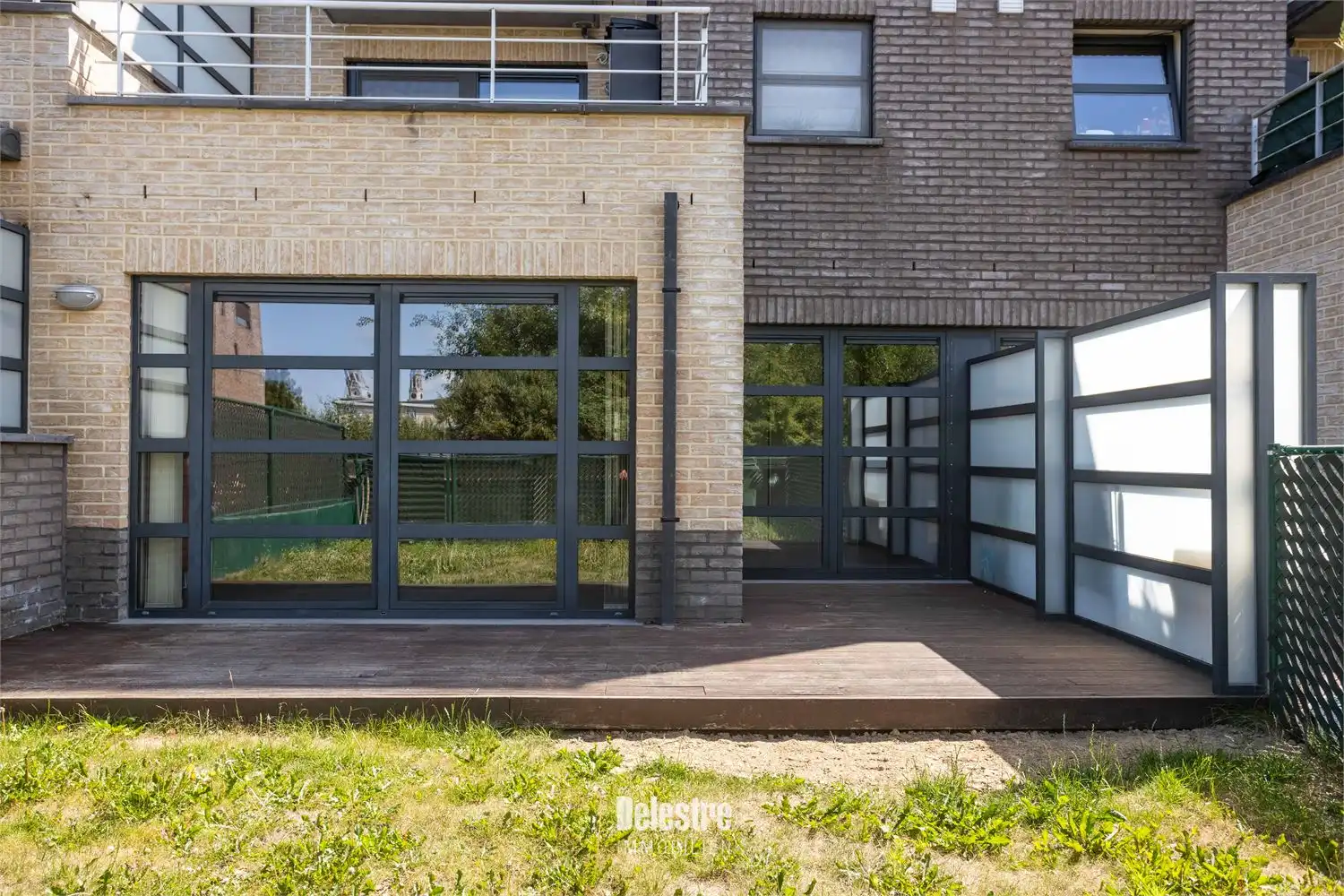 MODERN APP. 3 SLPK. EN RUIM TERRAS MET TUIN INCLUSIEF PARKING foto 32