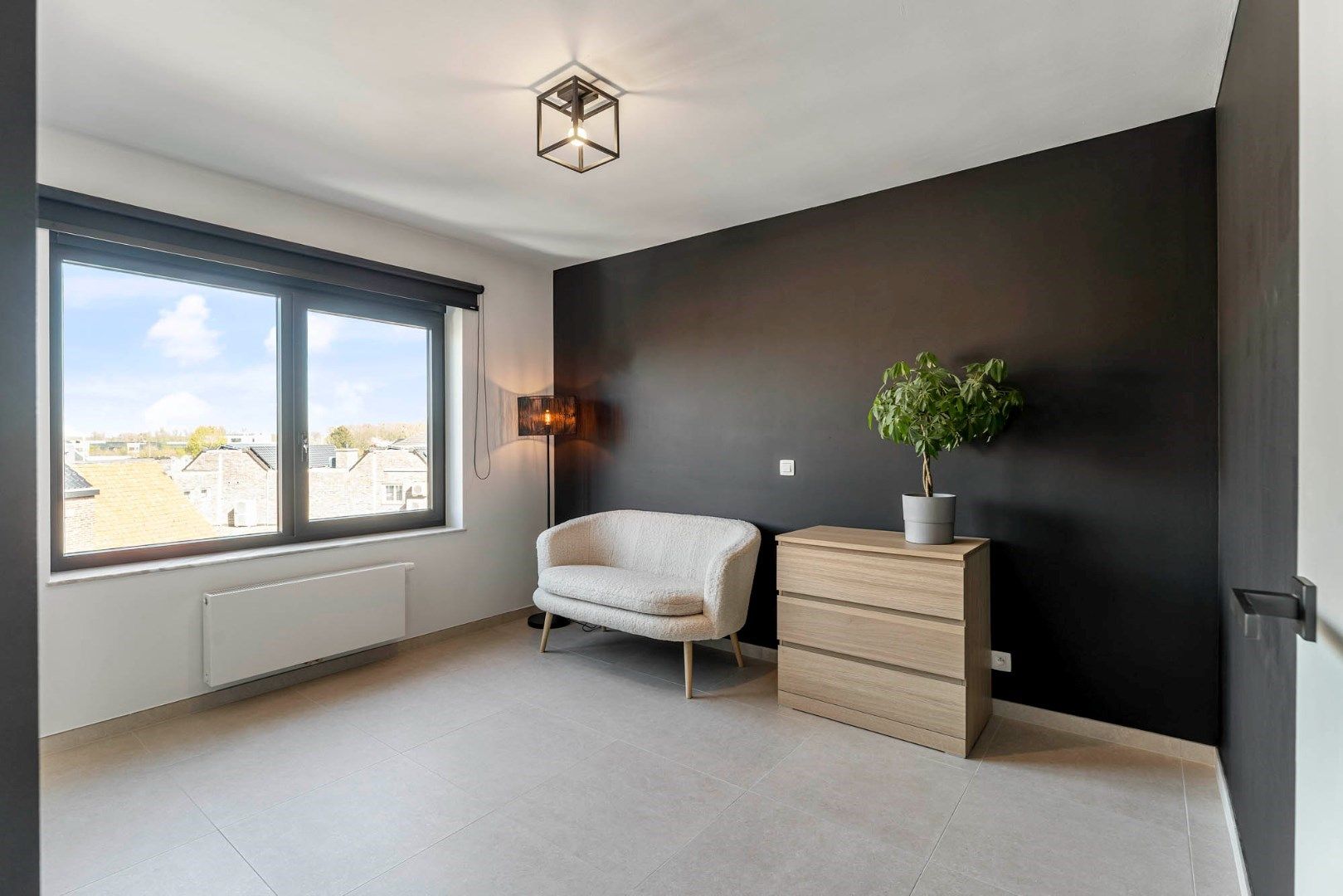 Knap afgewerkt 2-slaapkamer appartement met standplaats vlakbij het centrum foto 26