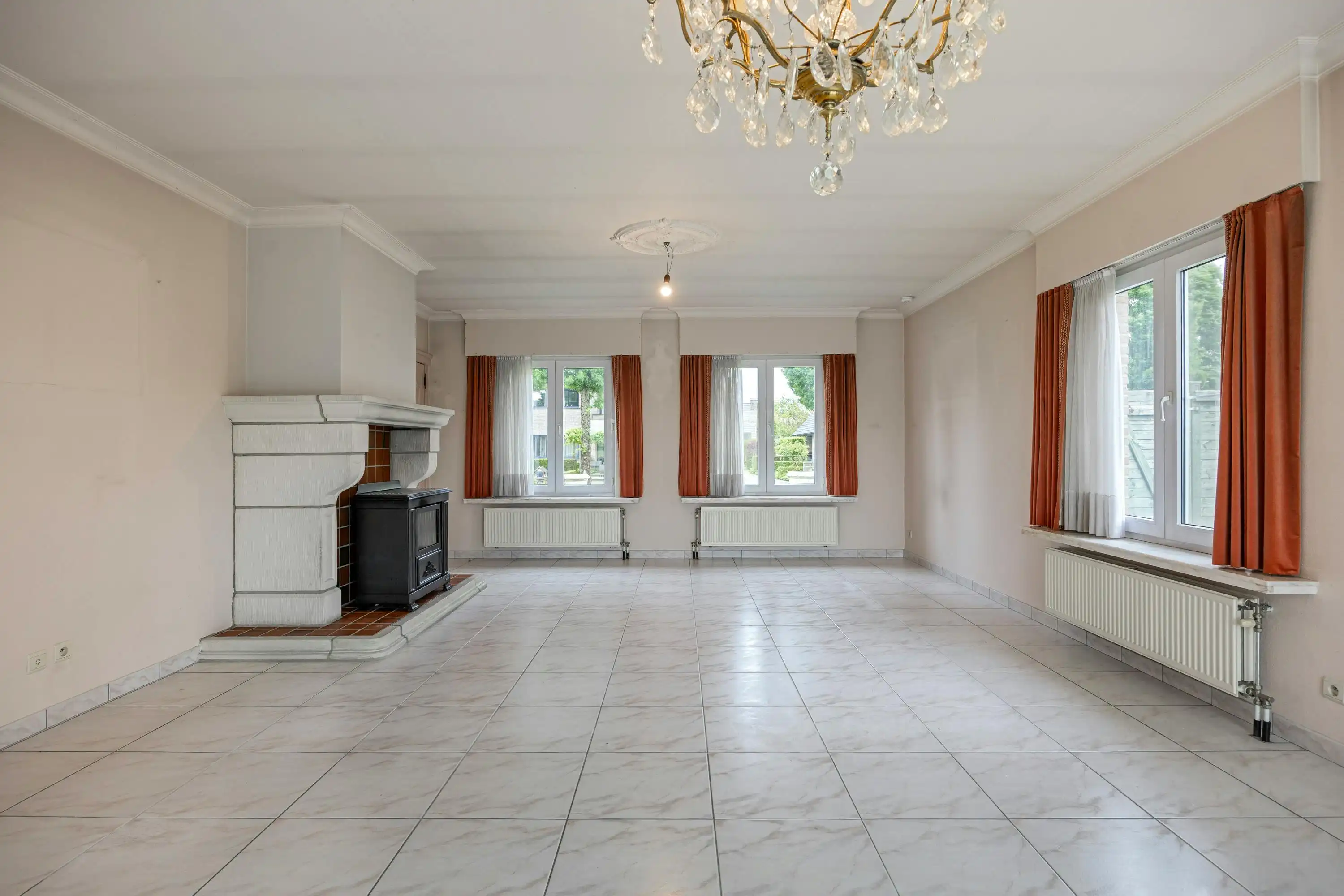 Charmante, op te frissen woning op een toplocatie in Aalter foto 4