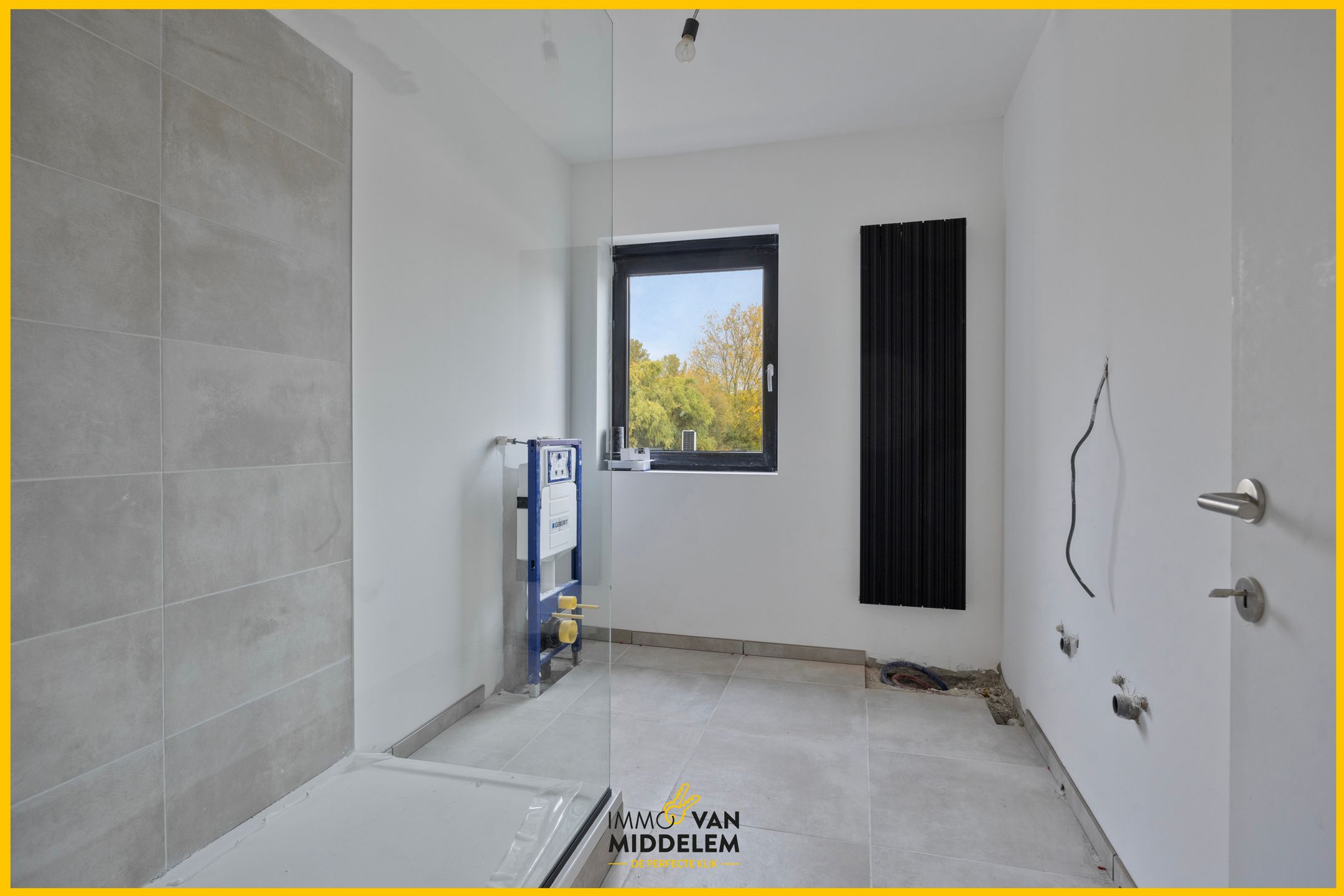 INSTAPKLARE NIEUWBOUWWONING MET 4 KAMERS, GARAGE EN TUIN foto 8