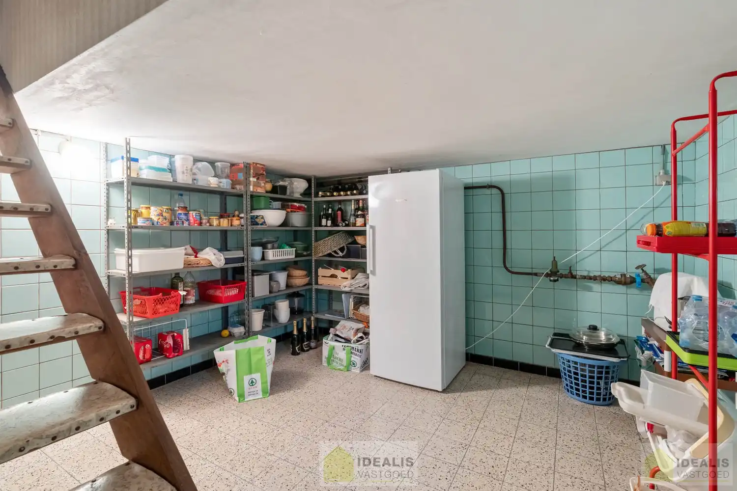 IDEALIS VASTGOED – PERFECT ONDERHOUDEN EN INSTAPKLARE GEZINSWONING MET 4 SLAAPKAMERS, 2 BADKAMERS EN EEN MOOIE WOONOPPERVLAKTE VAN +- 185M² OP EEN AANGENAAM EN RUSTIG GELEGEN PERCEEL VAN 6A 80CA OP GEGEERDE LOCATIE IN ACHEL! foto 28