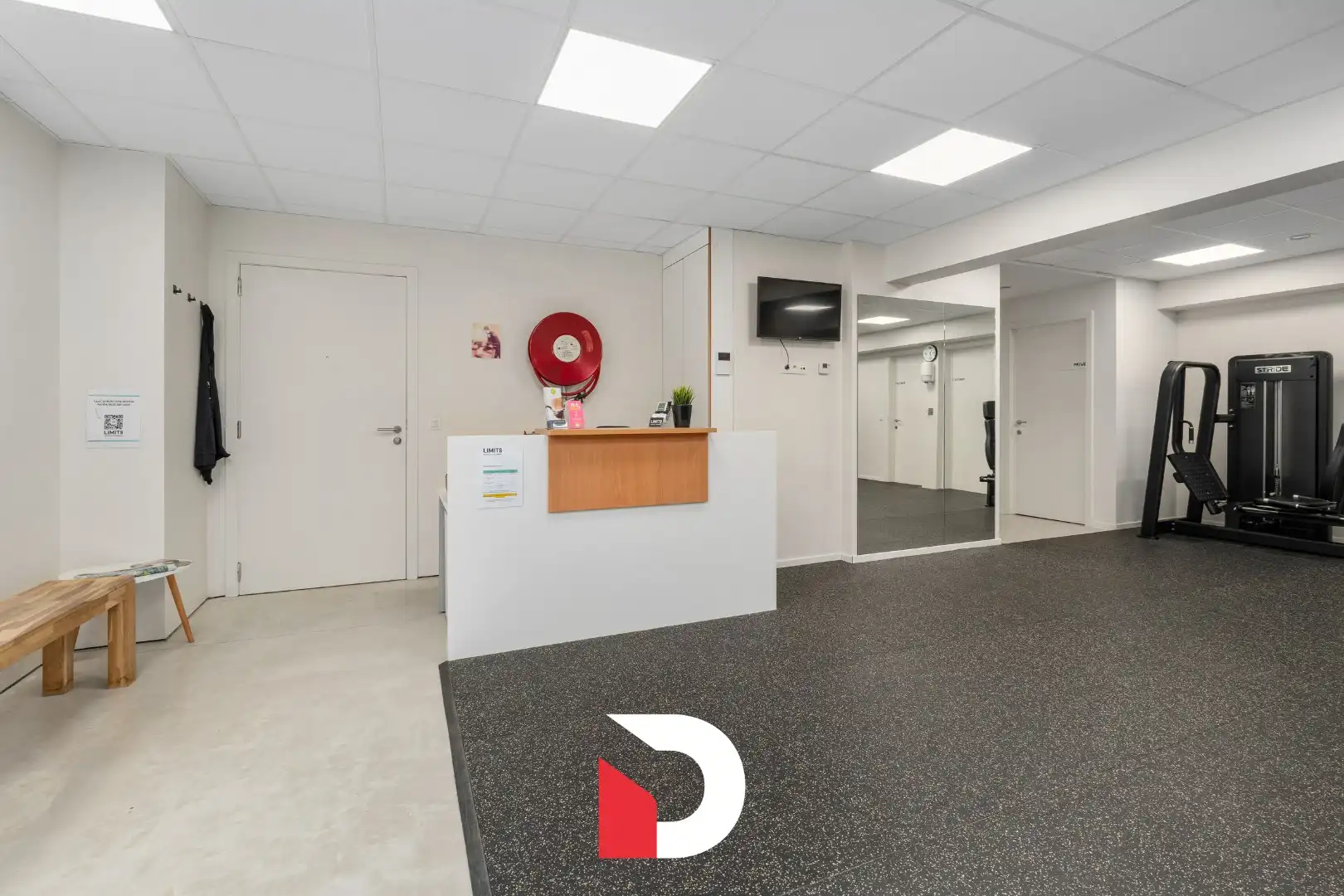 Recent en uniek gelegen kantoor -of praktijkruimte van 221 m² in centrum Brugge foto 12