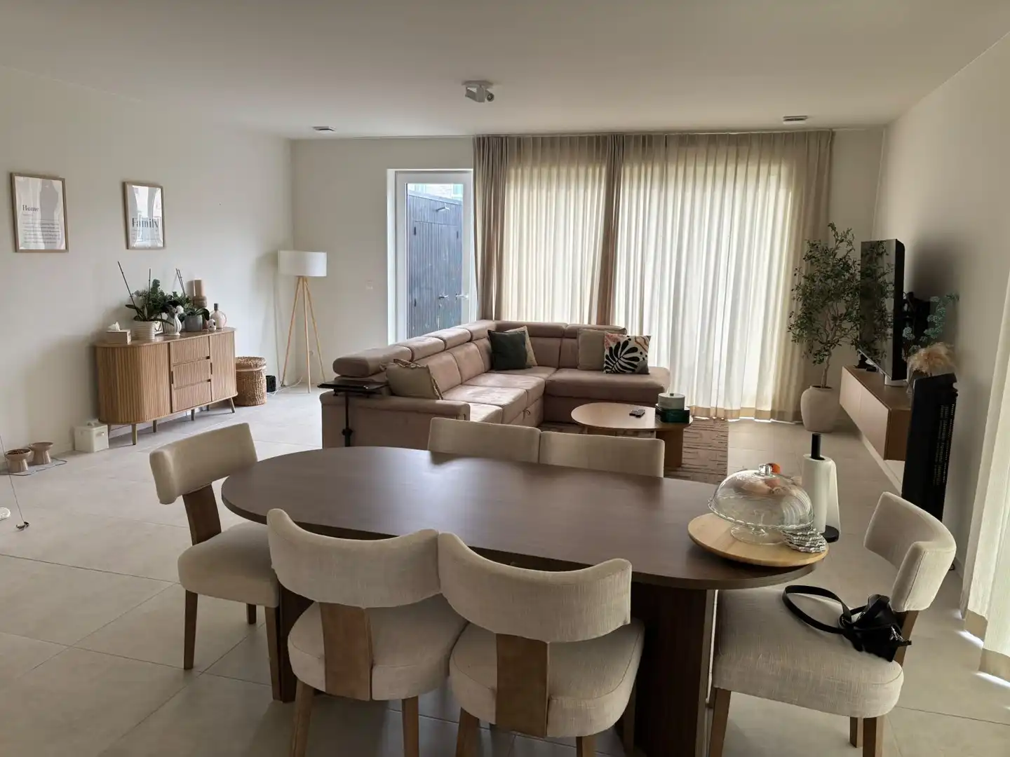 Stijlvol wonen in Groenloo – Ruime woning met 3 slaapkamers, terras en ondergrondse parking foto 3