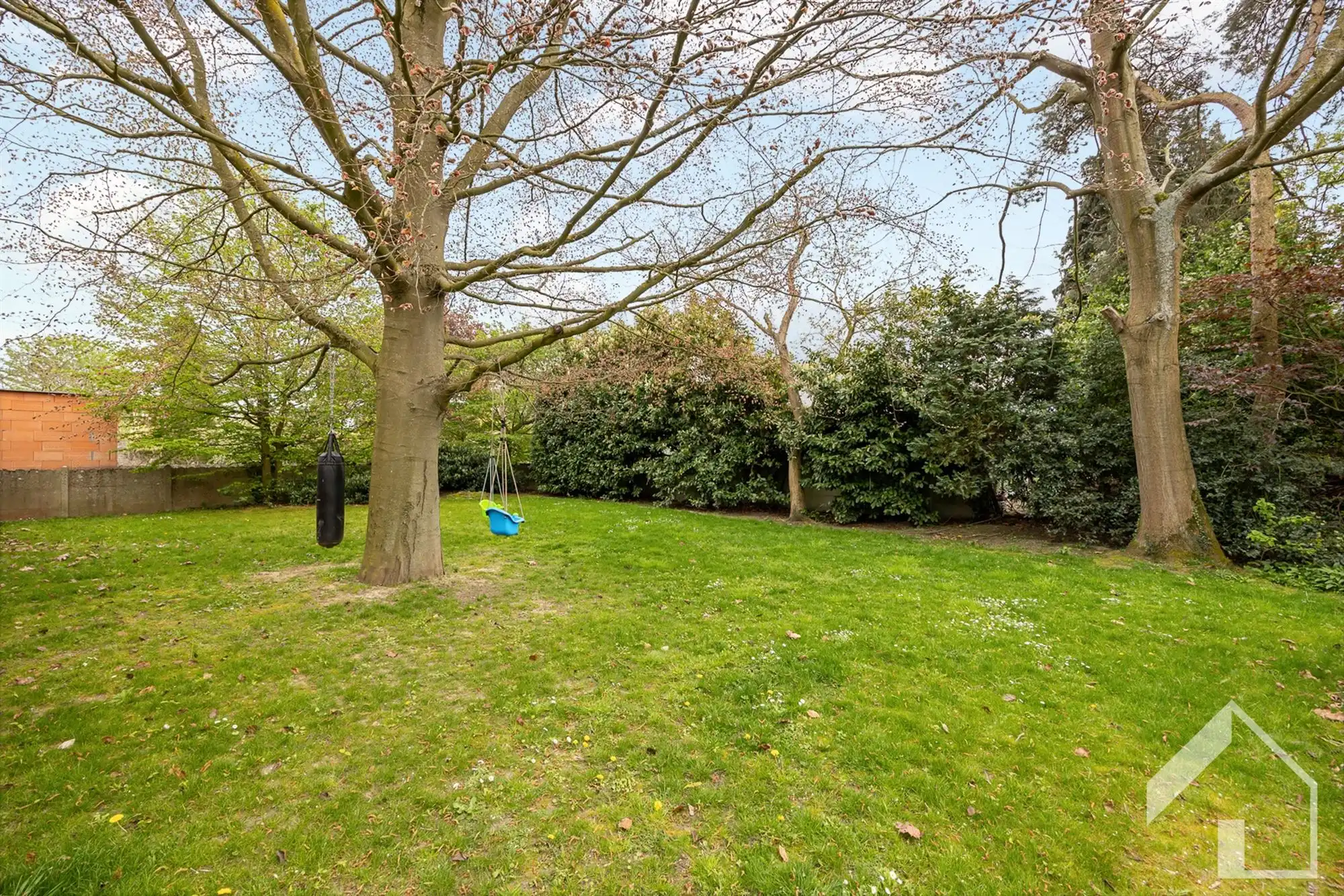 Instapklaar appartement met zwembad! foto 25