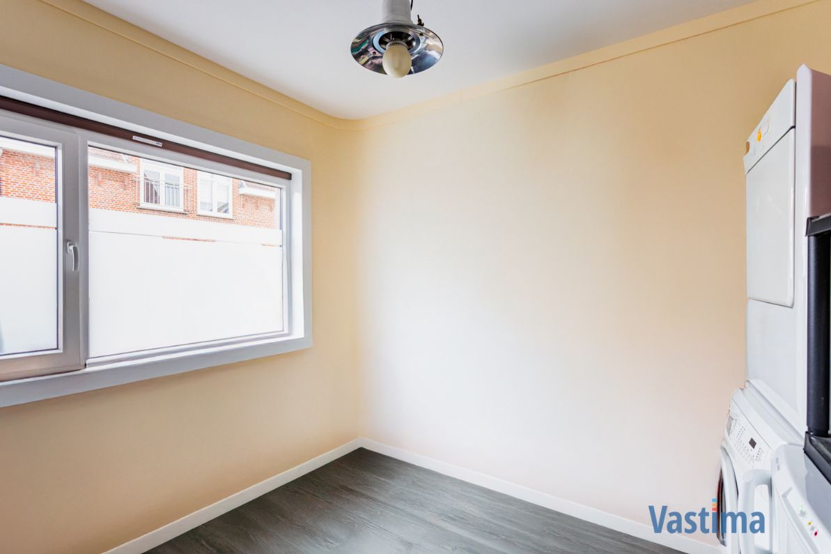 Instapklare stadswoning met tuin: ruimte, licht en comfort in één foto 10