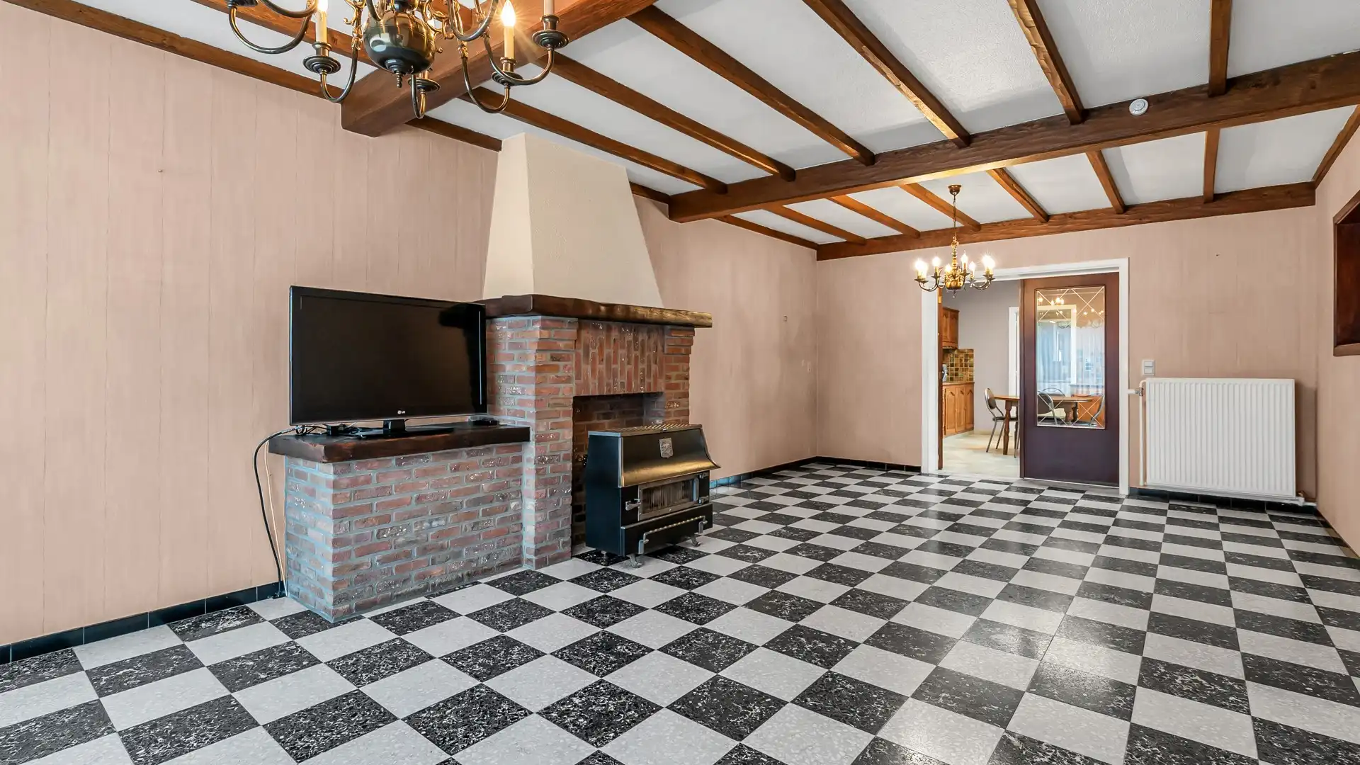 RUIME WONING MET KARAKTER EN TAL VAN MOGELIJKHEDEN, VLAKBIJ HET CENTRUM VAN LANAKEN EN MAASTRICHT foto 4