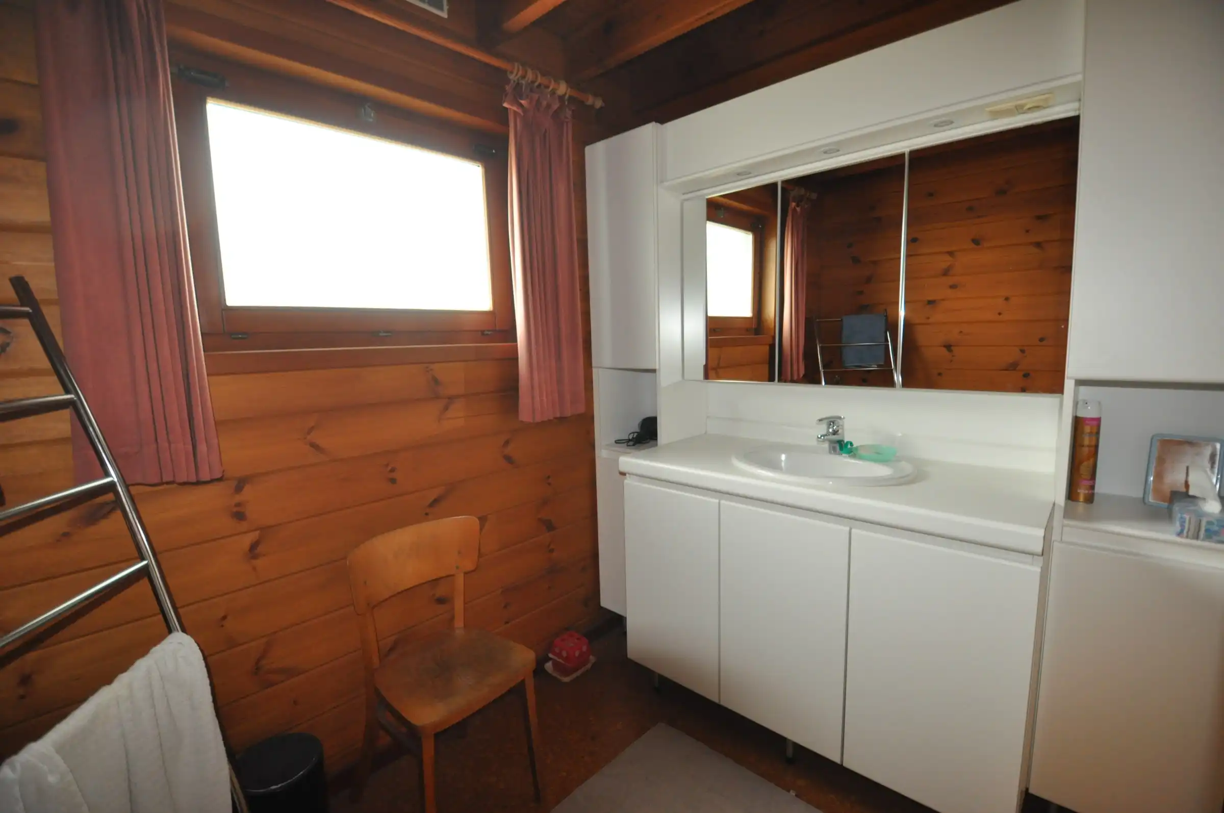 Alleenstaande woning te Oudenburg ! foto 10