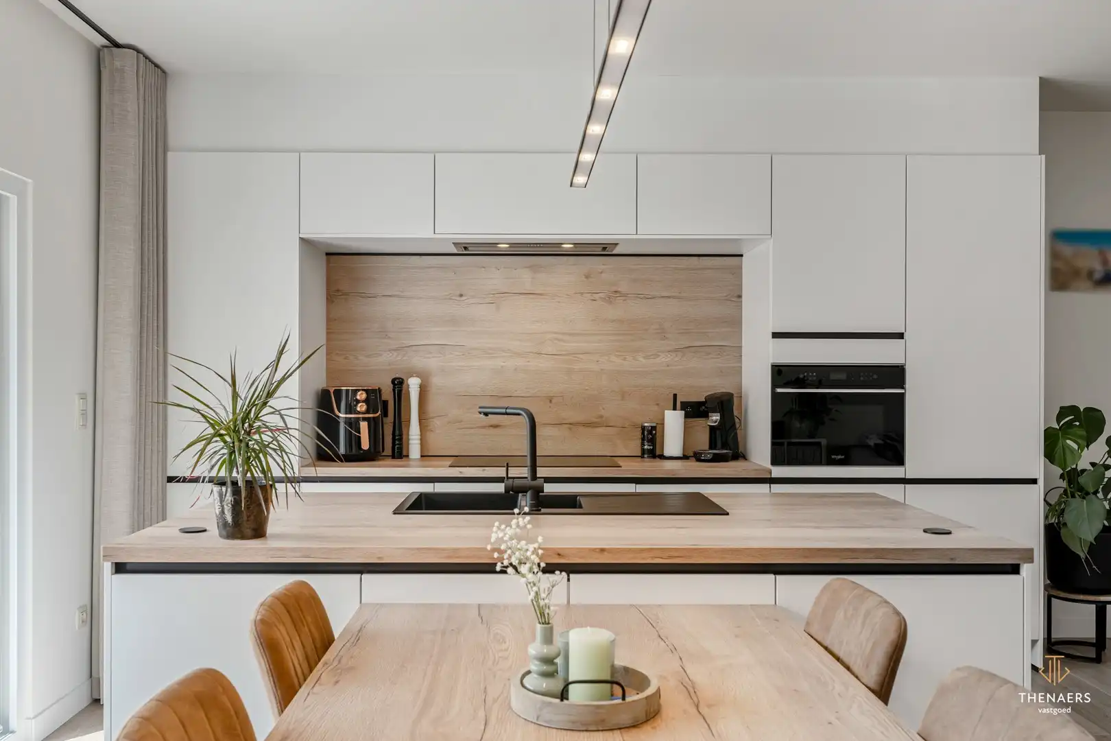 Instapklare woning met 4 slaapkamers op een rustige ligging nabij het kasteel van Duras. foto 9