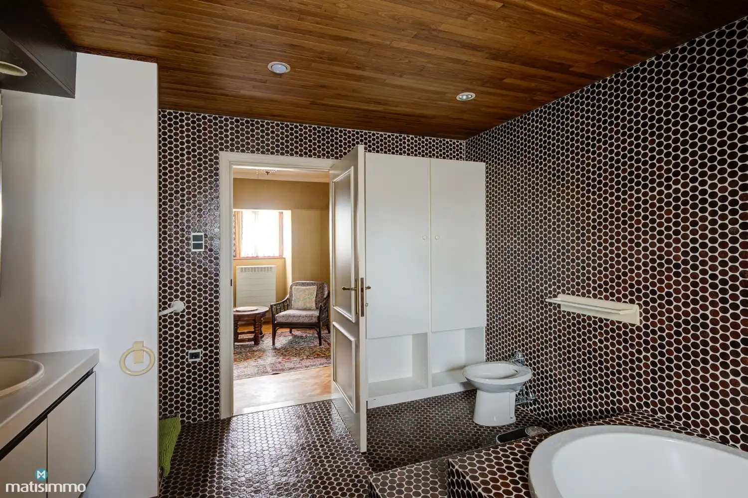 RIANTE VILLA MET CHARMANTE UITSTRALING ALS LANDHUIS OP ZEER RUIM PERCEEL IN WELLEN foto 29