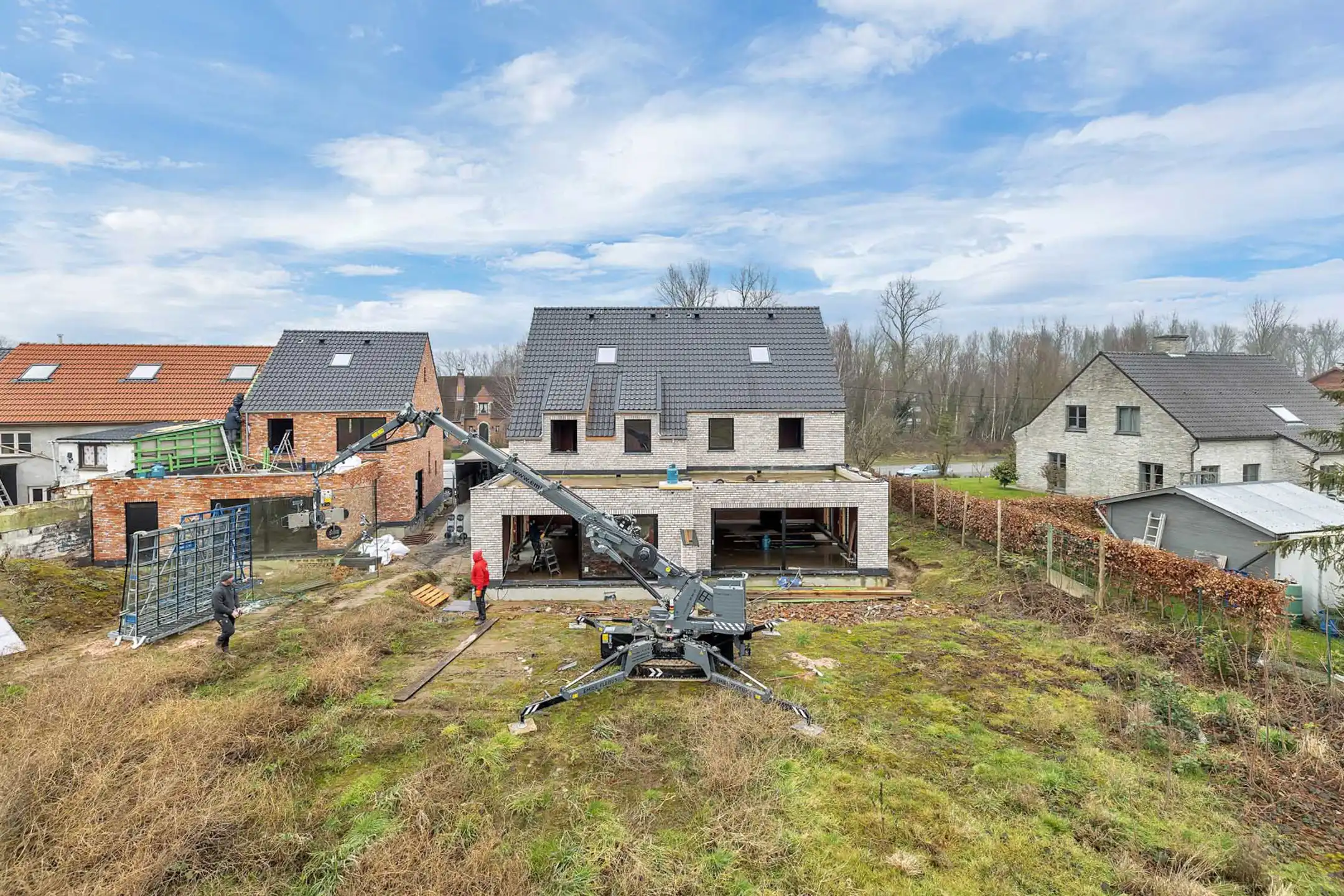 Halfopen bebouwing op een groot perceel in Denderhoutem foto 4