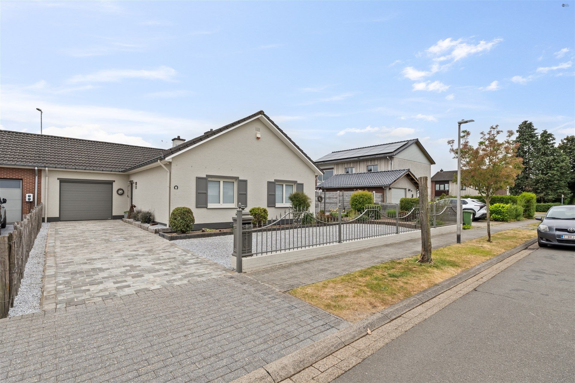 Hoofdfoto van de publicatie: Open bebouwing -type bungalow- op 475m²