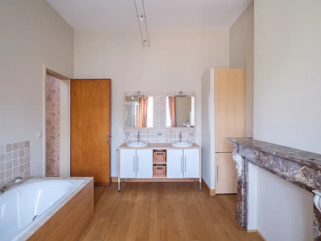 Te renoveren herenwoning met vier slaapkamers en stadstuin nabij het Keizerpark. foto 12